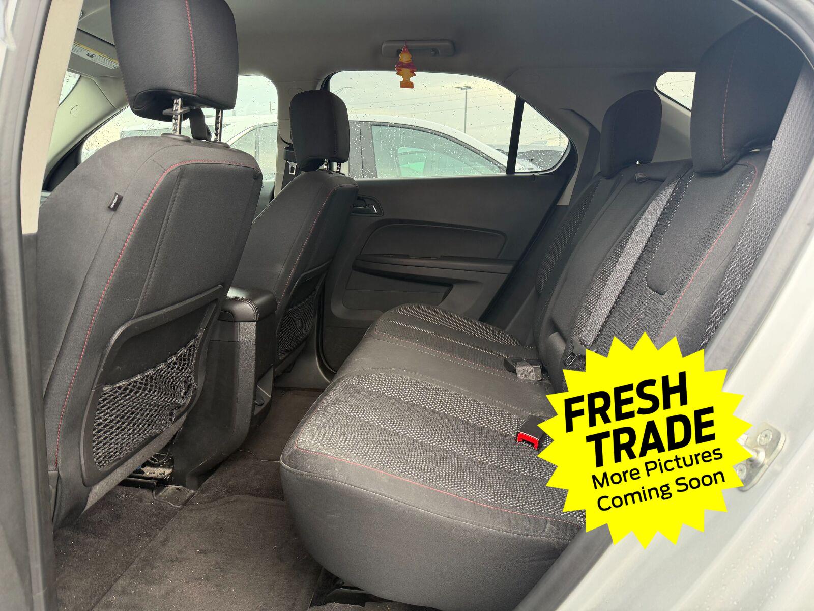 Used 2016 Silver Ice Metallic Chevrolet LT image 4