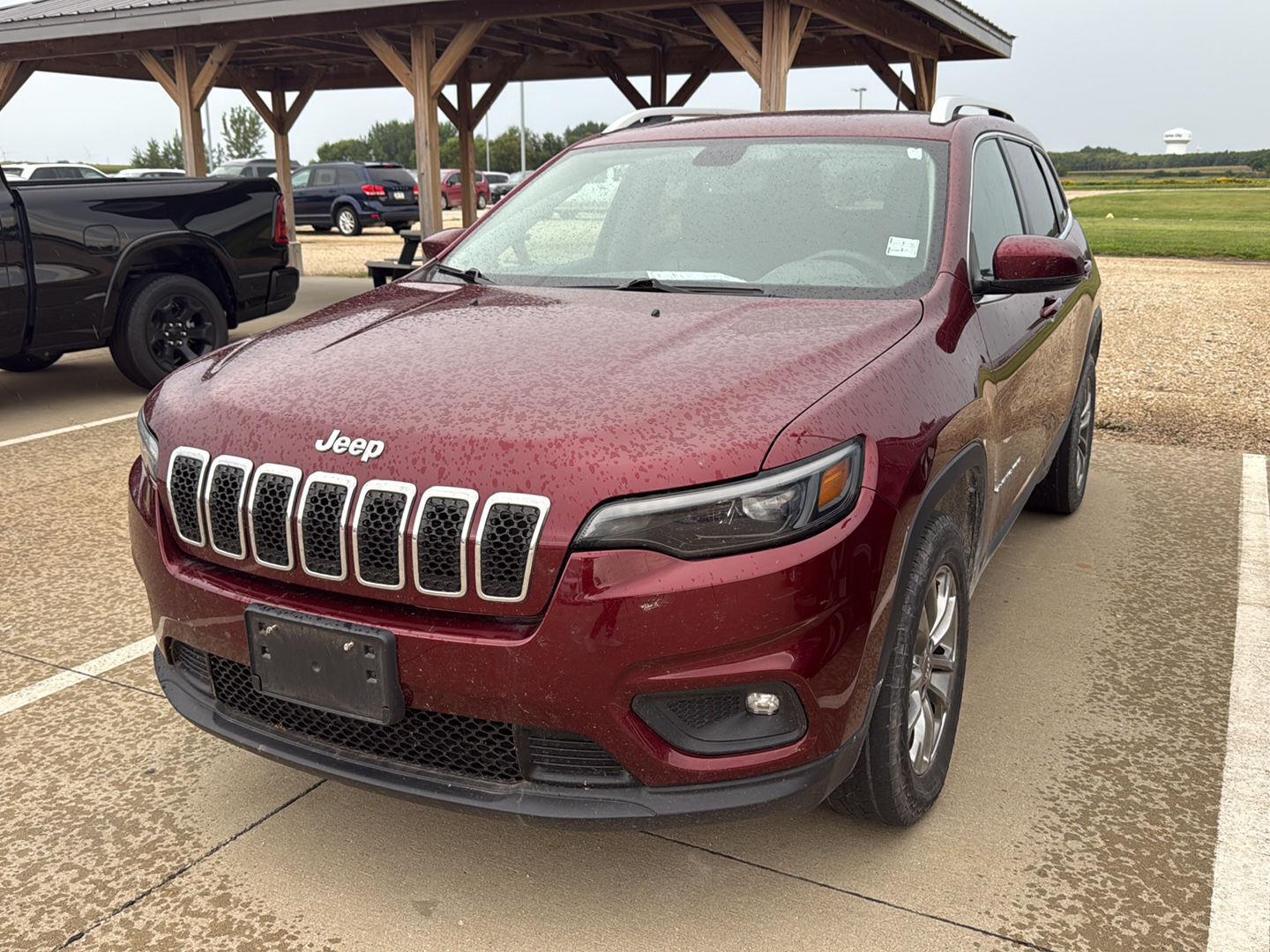 Used 2019 Velvet Red Pearlcoat Jeep Latitude Plus image 2