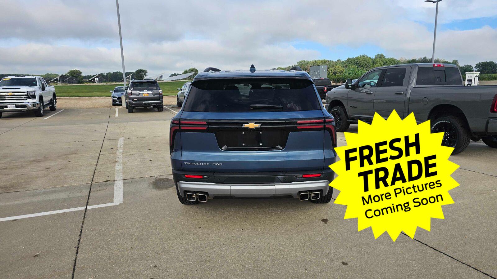 Used 2025 Lakeshore Blue Metallic Chevrolet AWD LT image 5