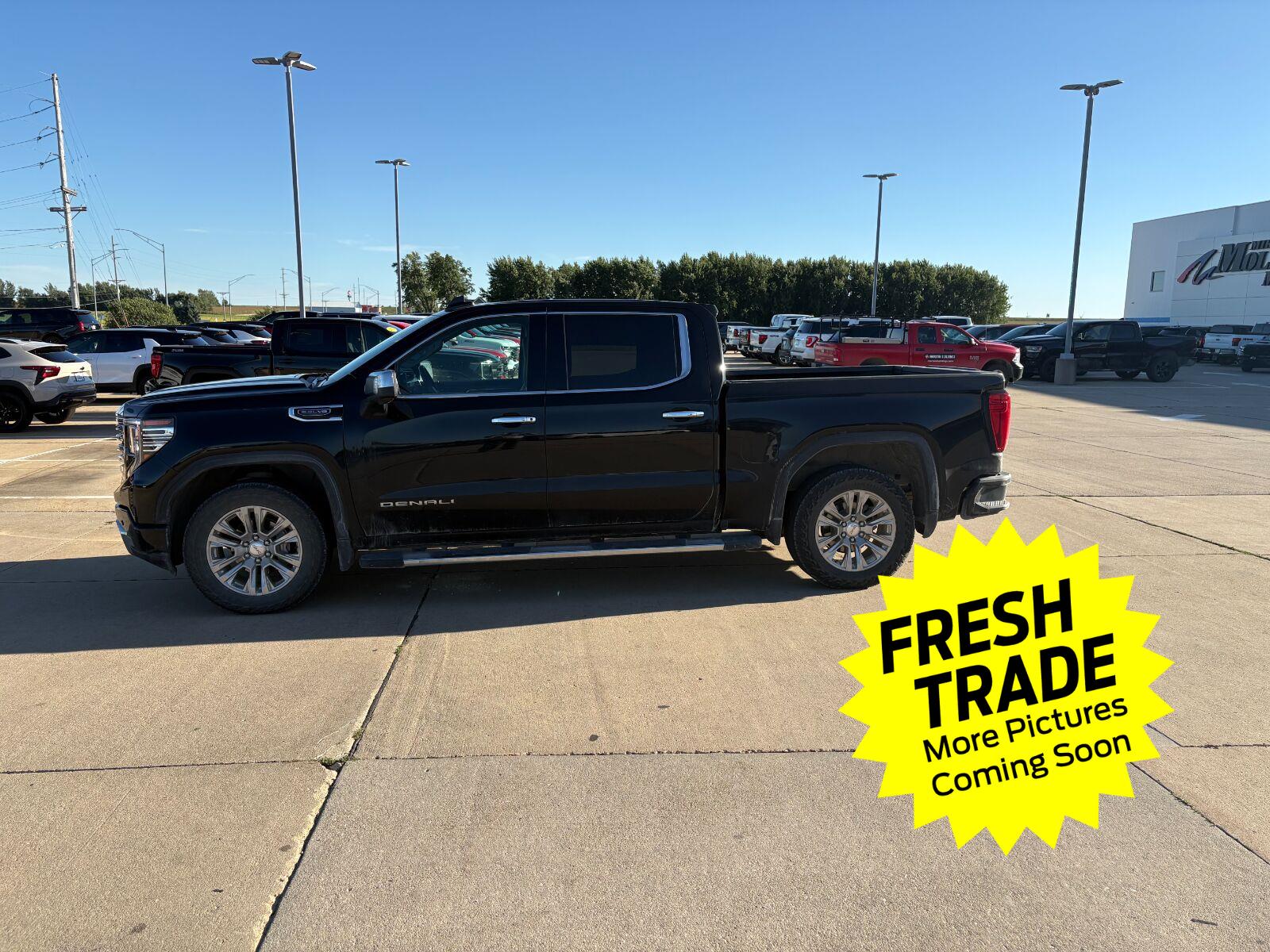 Used 2023 Onyx Black GMC Denali image 2