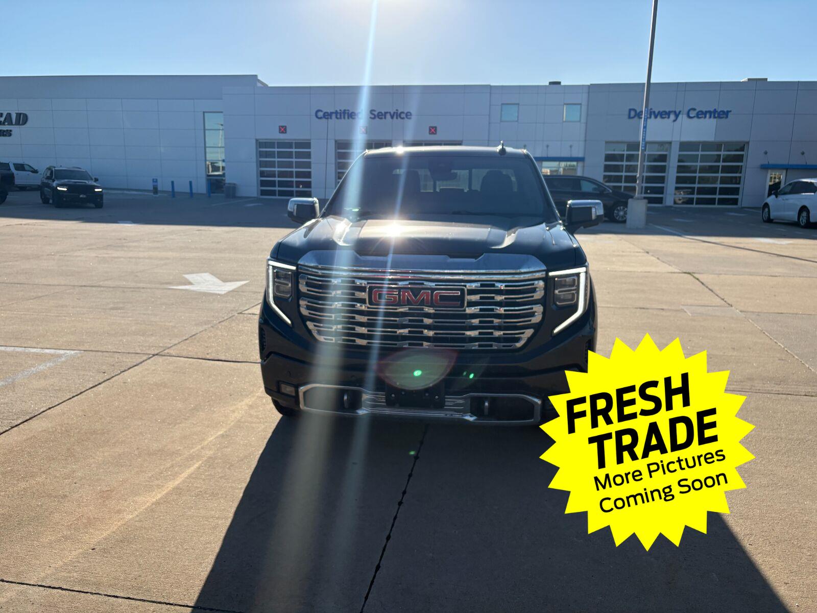 Used 2023 Onyx Black GMC Denali image 10