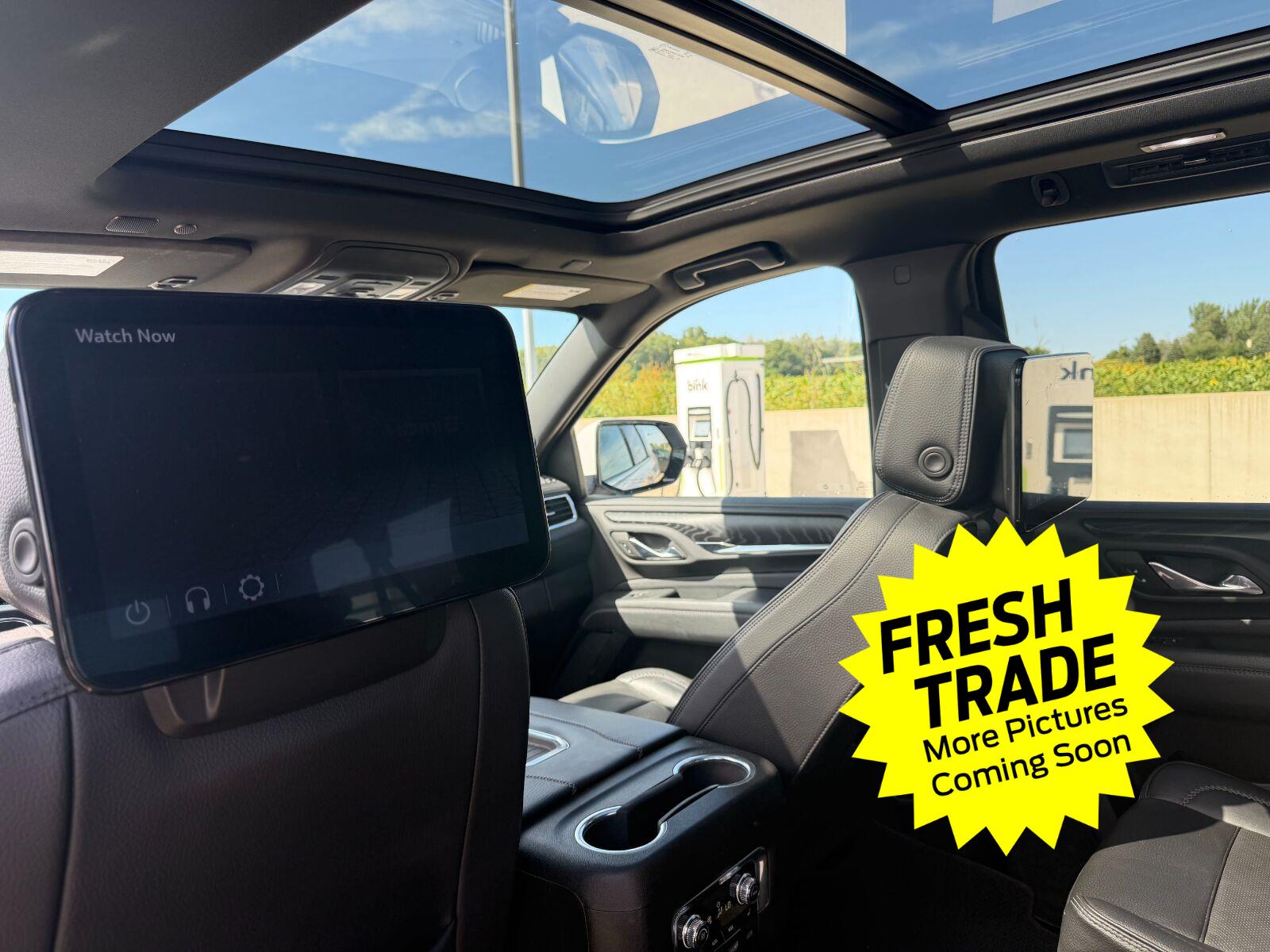 Used 2023 White Frost Tricoat GMC Denali image 4
