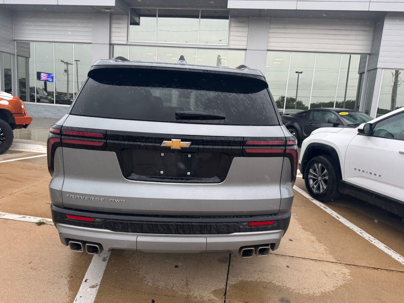Used 2026 Sterling Gray Metallic Chevrolet AWD LT image 9