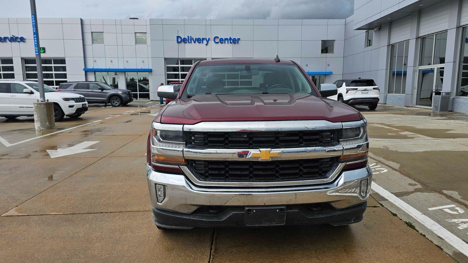 Used 2016 Siren Red Tintcoat Chevrolet LT image 2