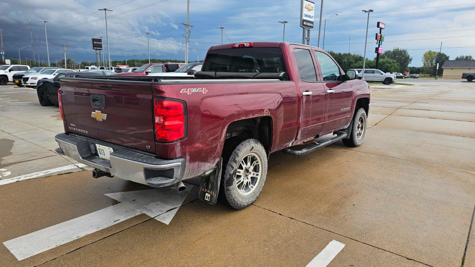 Used 2016 Siren Red Tintcoat Chevrolet LT image 5