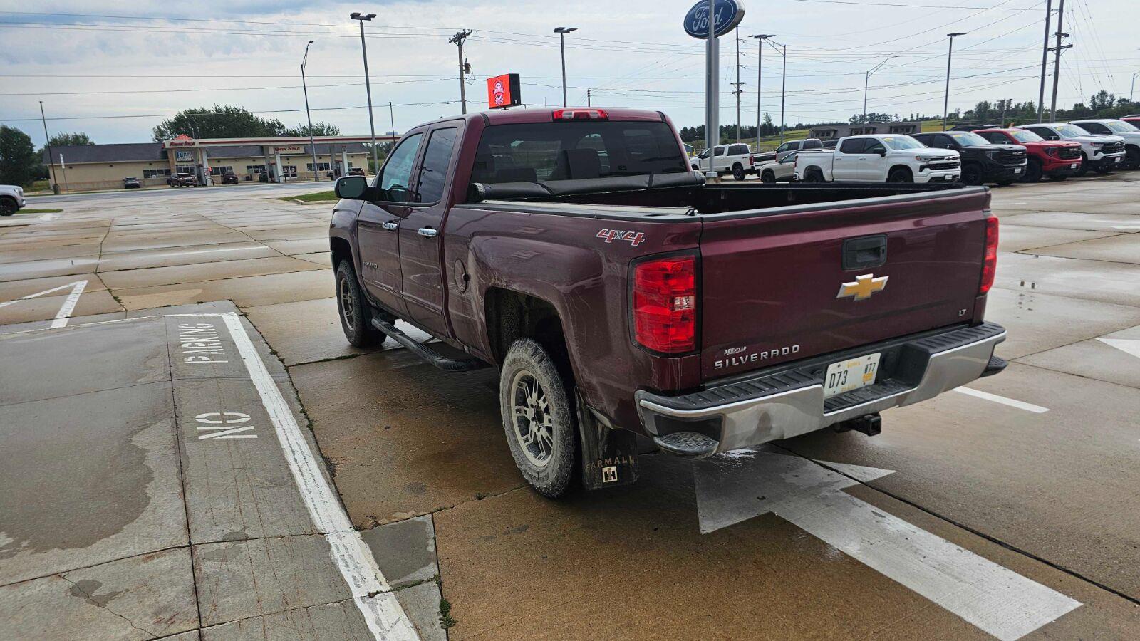 Used 2016 Siren Red Tintcoat Chevrolet LT image 7