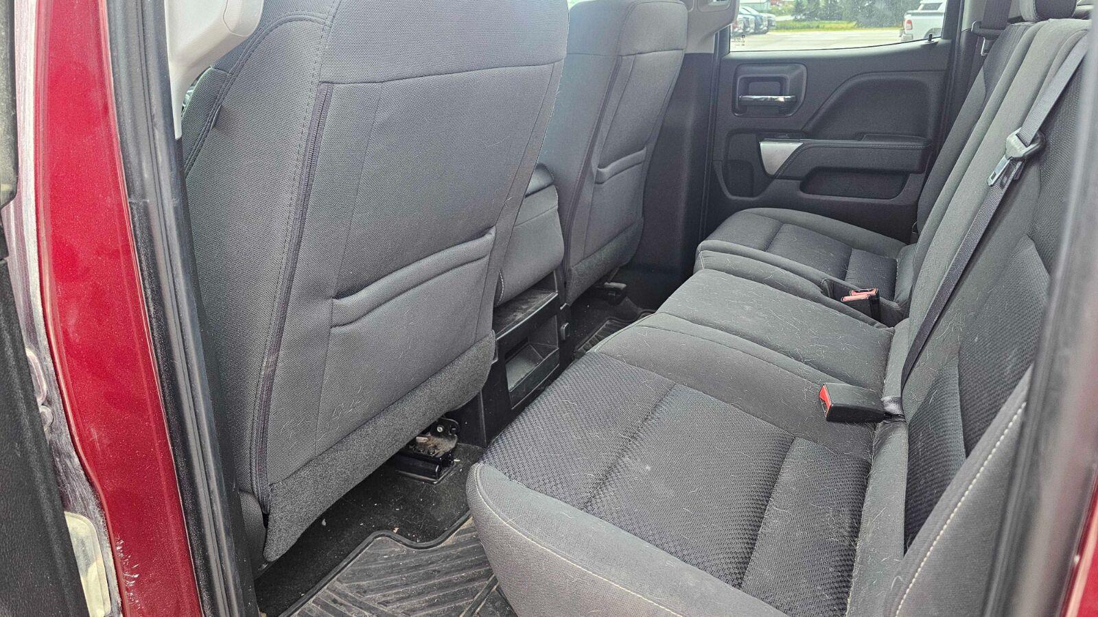Used 2016 Siren Red Tintcoat Chevrolet LT image 8