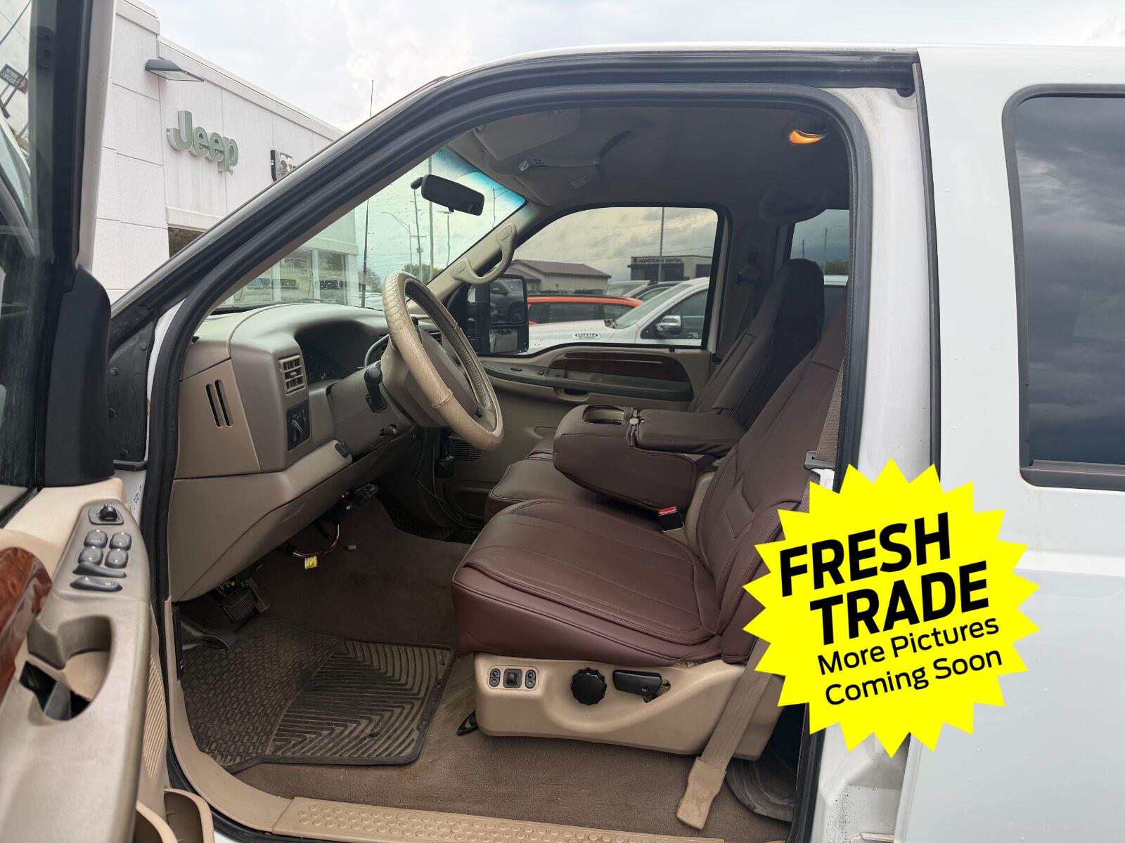 Used 2001 Oxford White Ford Lariat image 9