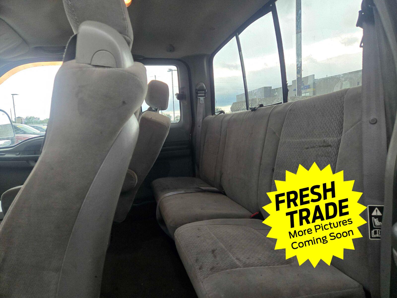 Used 2004  FORD  image 7