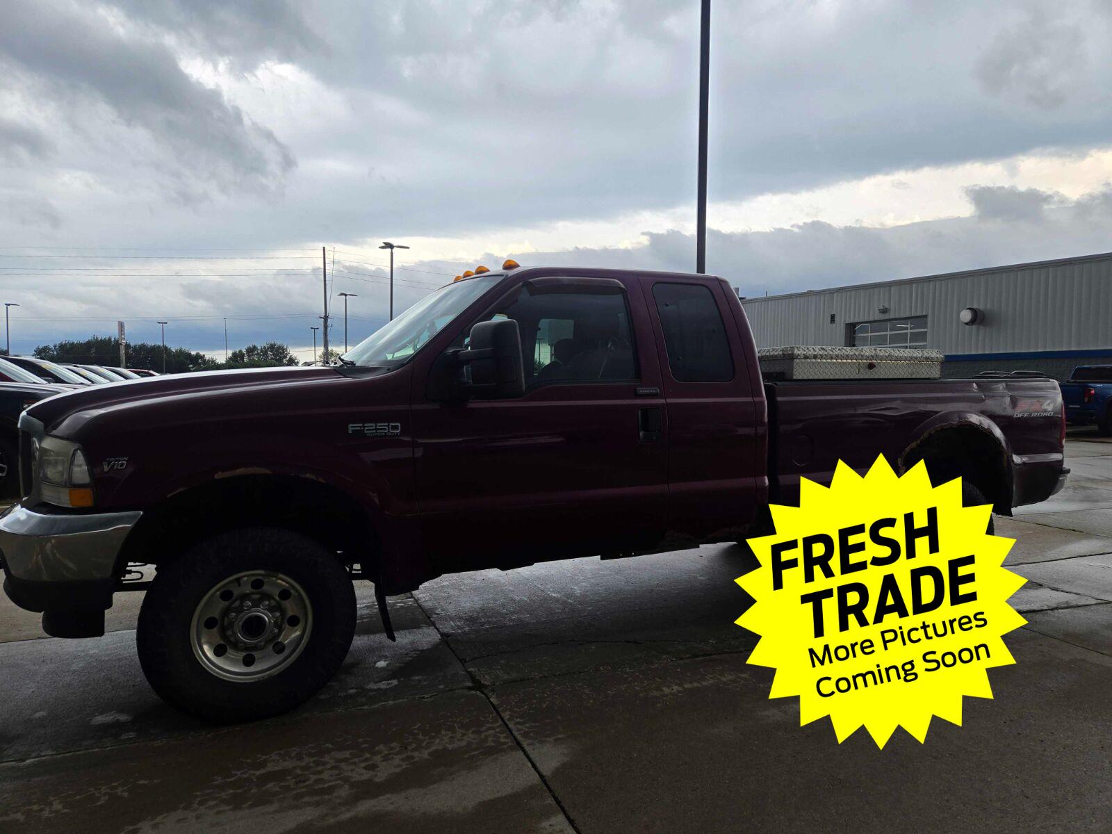 Used 2004  FORD  image 12