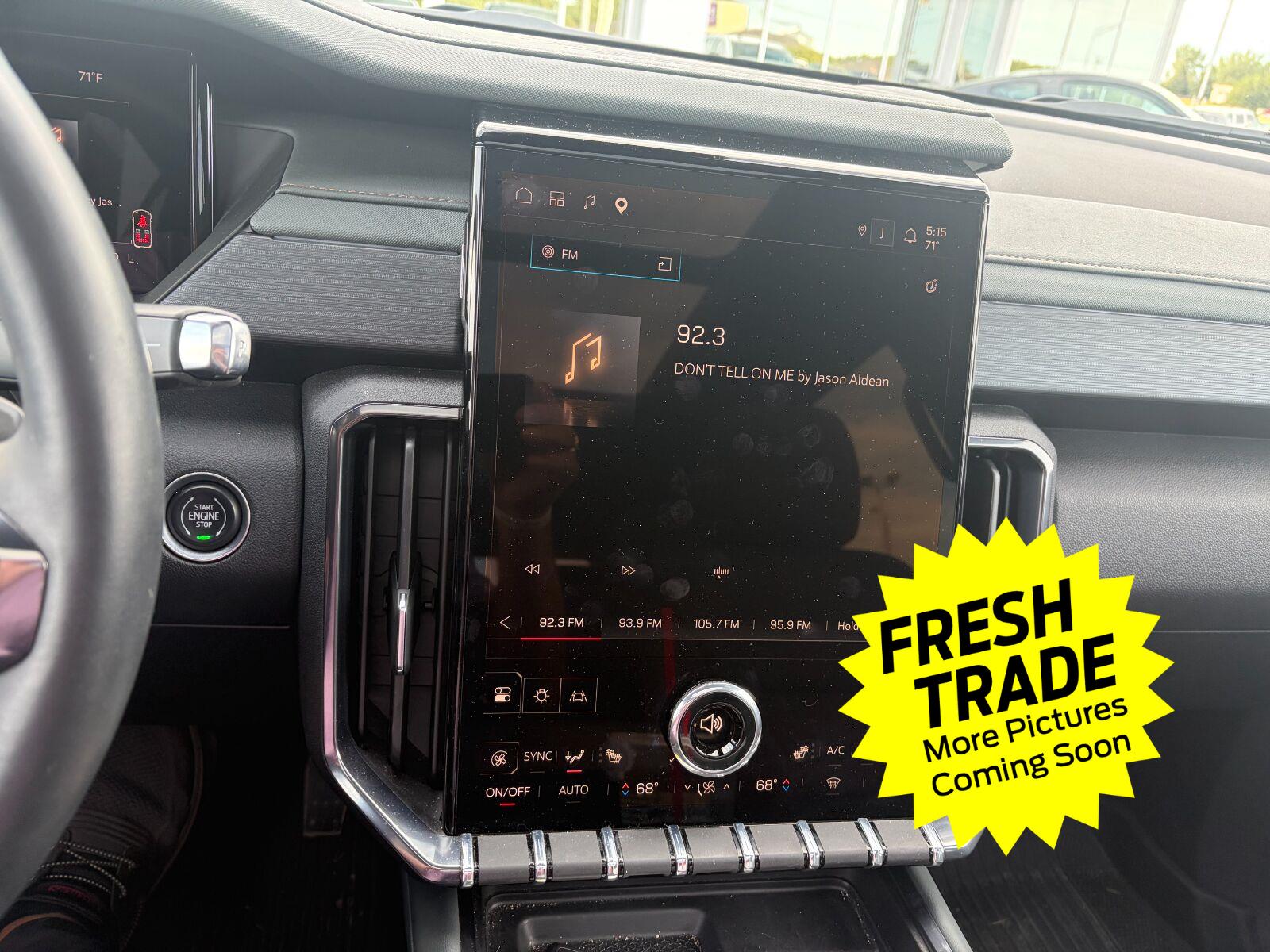 Used 2025 Ebony Twilight Metallic GMC AWD AT4 image 8