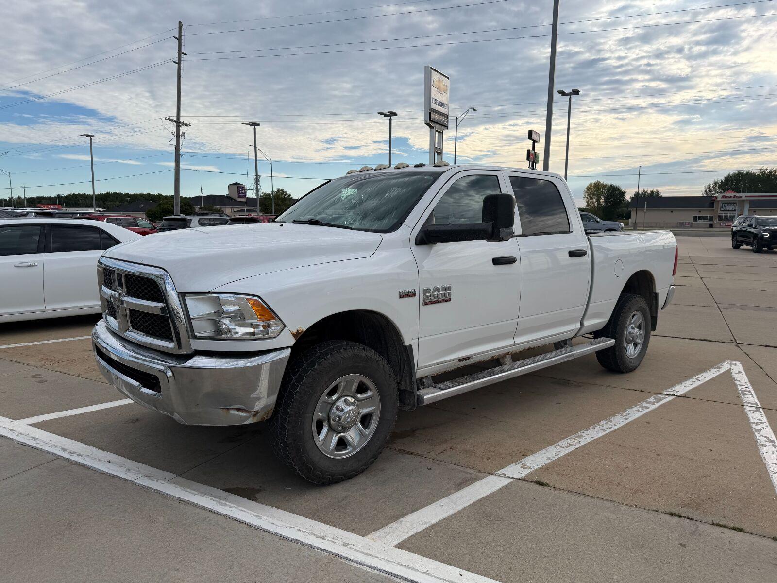 Bright White Clearcoat 2015 RAM 2500 Pickup Truck Four-Wheel Drive 6-Speed Automatic