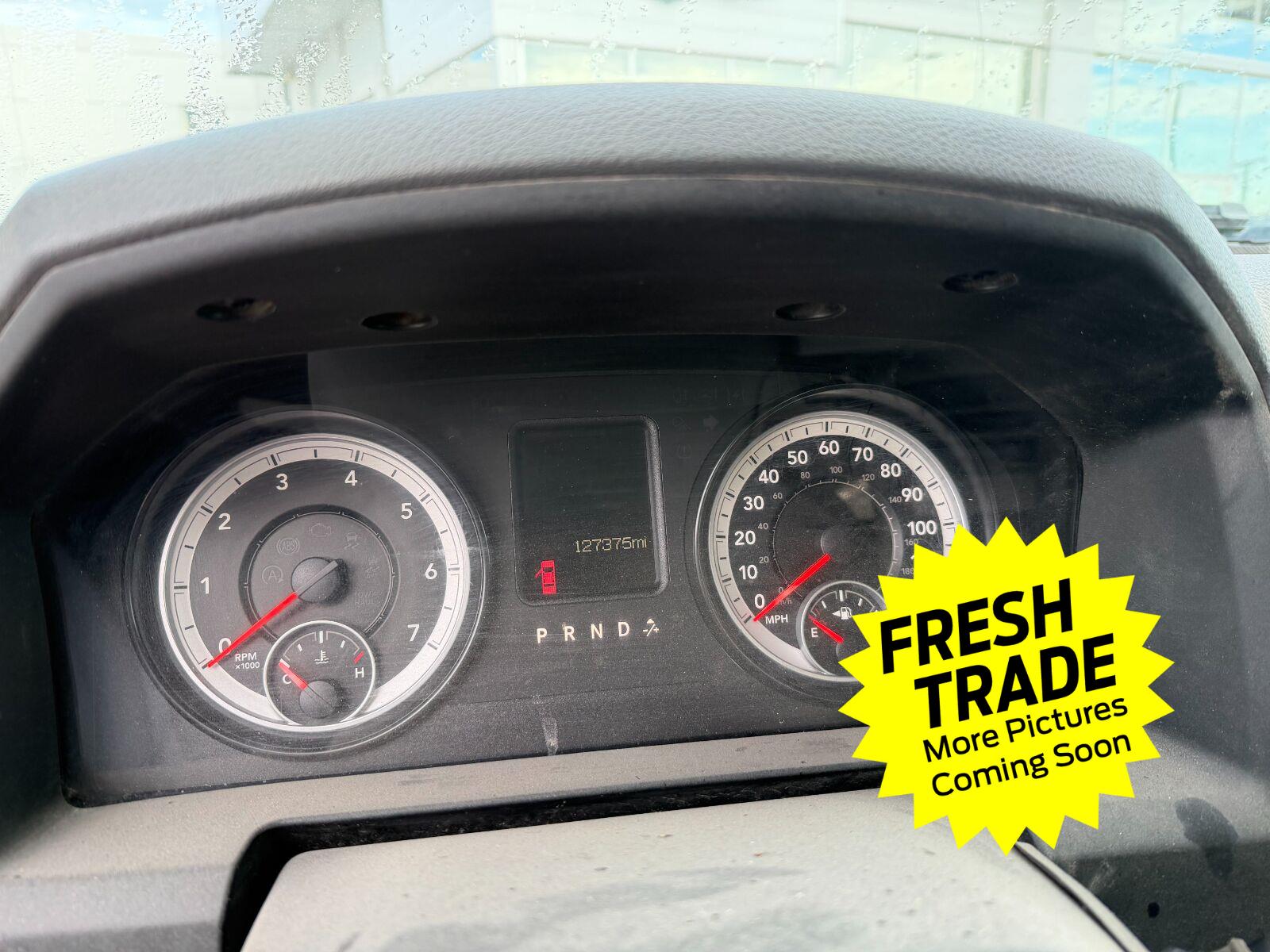 Used 2015 Bright White Clearcoat Ram Tradesman image 8