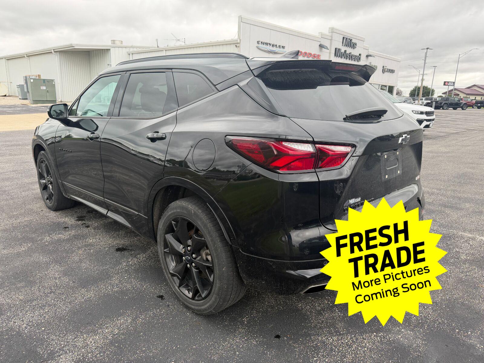 Used 2019 Black Chevrolet RS image 3