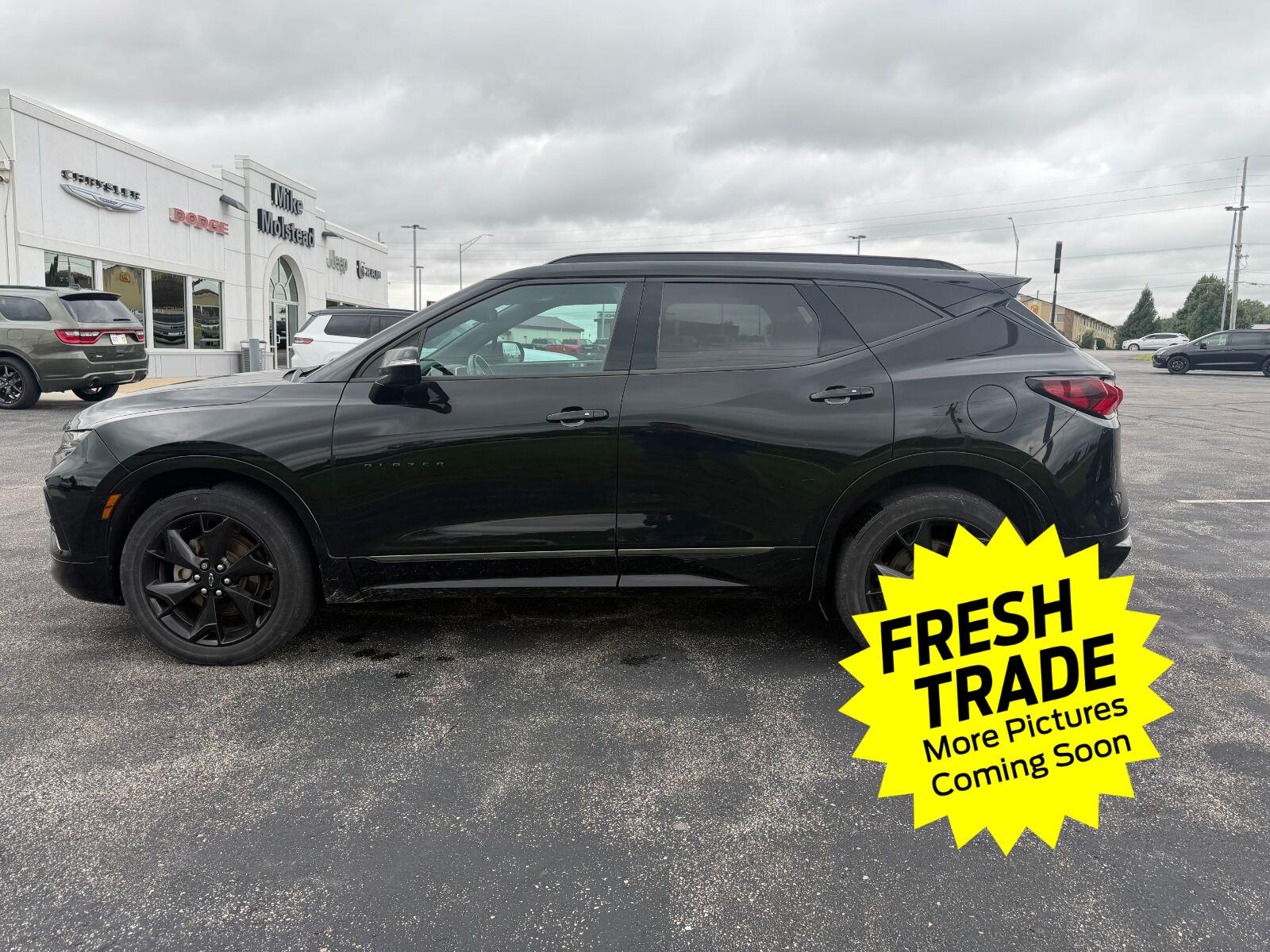 Used 2019 Black Chevrolet RS image 6