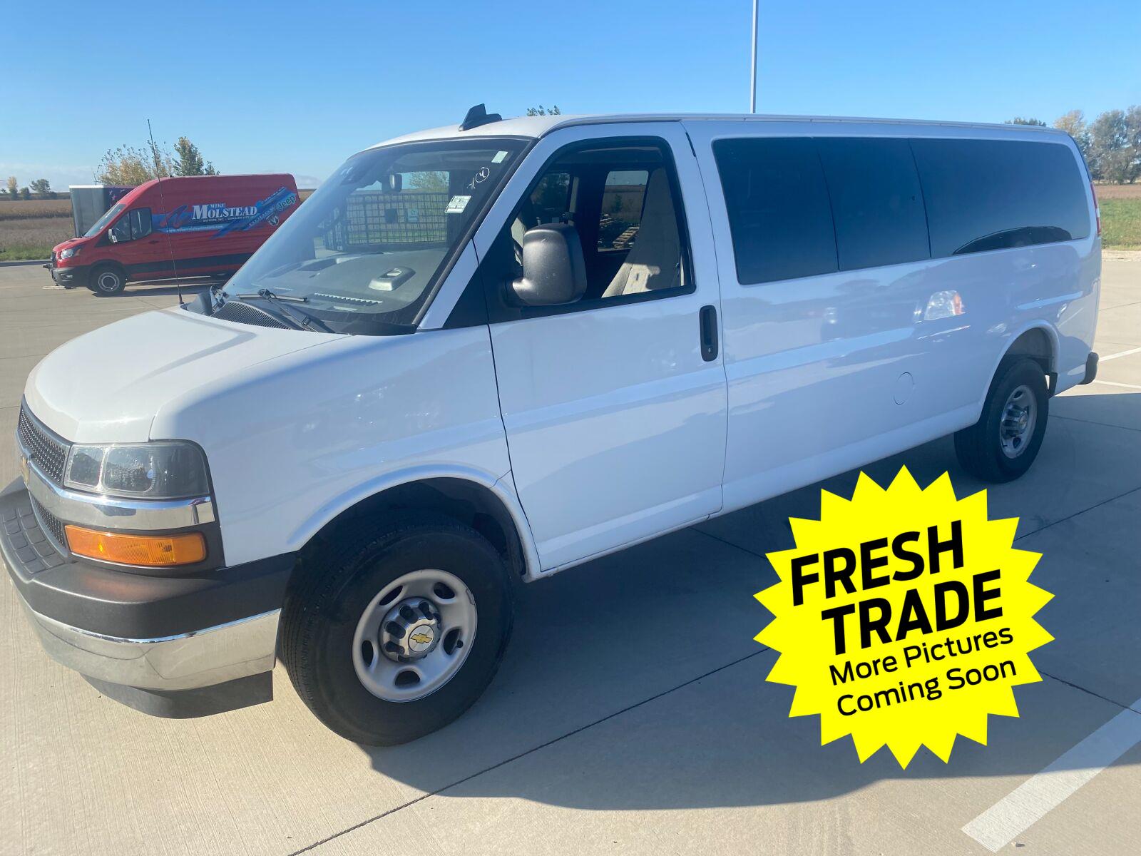 2025 Chevrolet Express 3500 LT Extended RWD