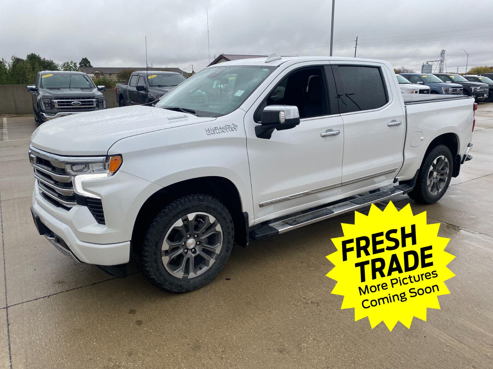 2024 Chevrolet Silverado 1500 High Country Crew Cab 4WD