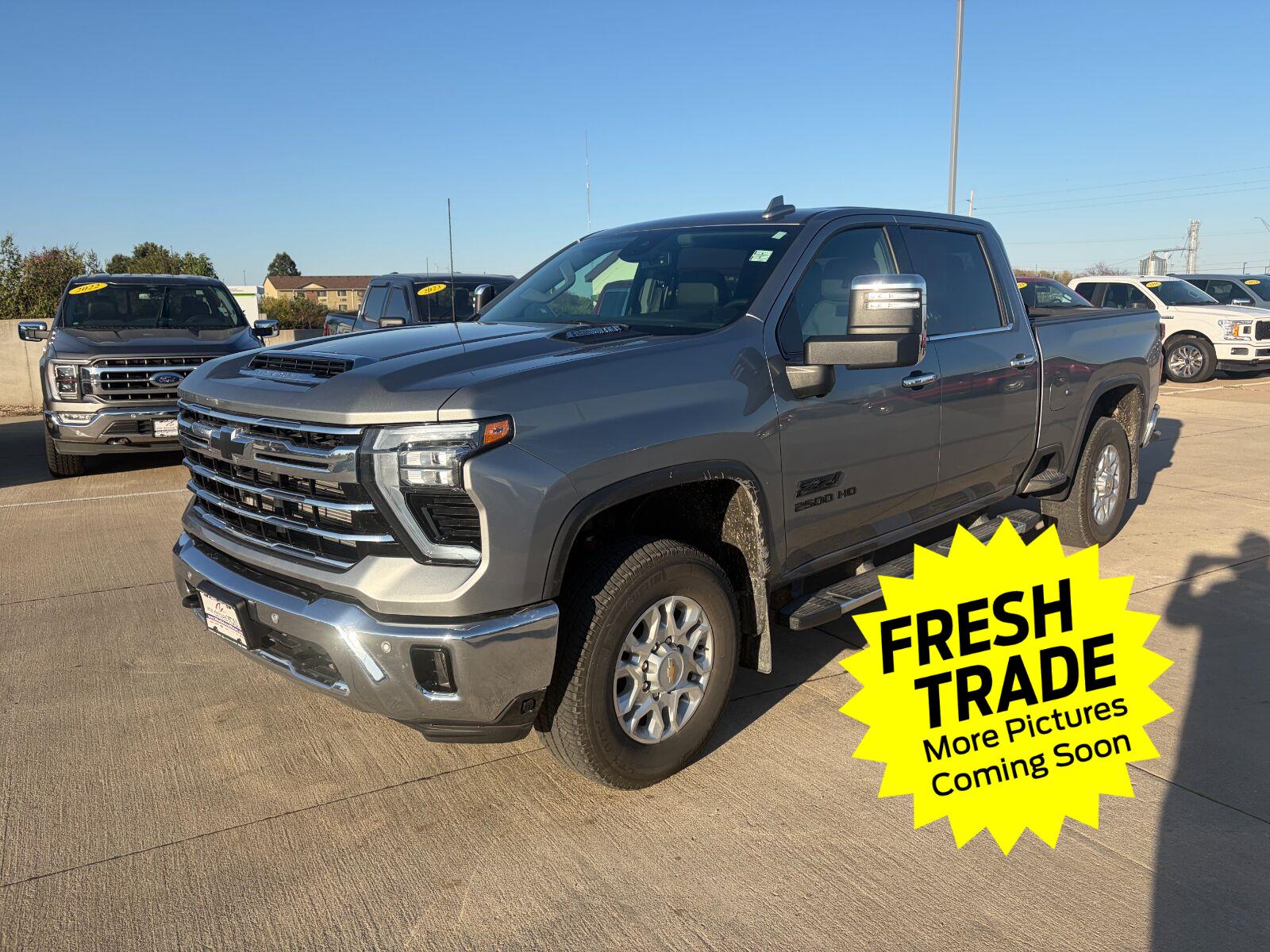 2025 Chevrolet Silverado 2500HD LTZ Crew Cab 4WD