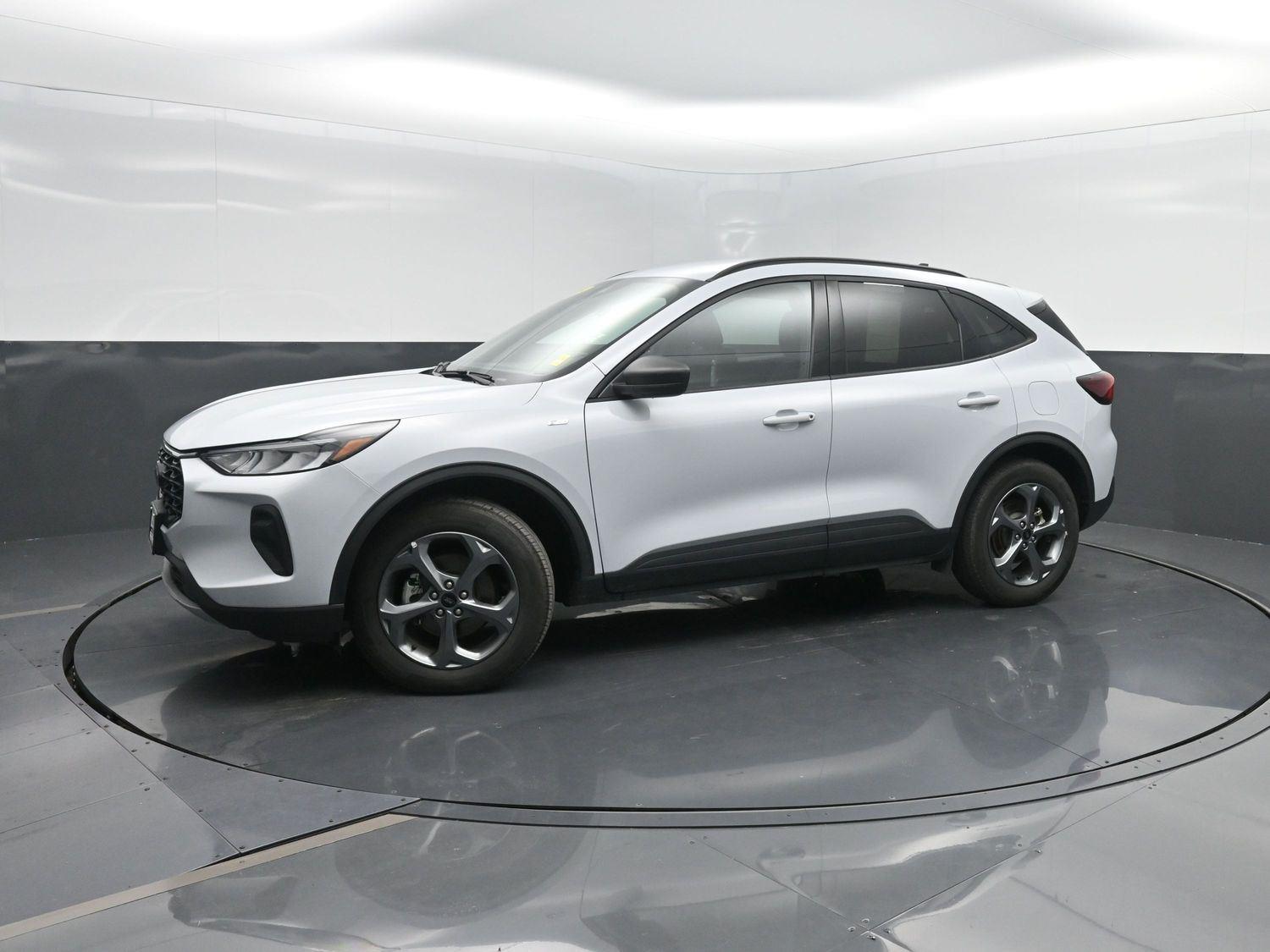 Space Silver 2025 Ford Escape ST-Line AWD SUV / Crossover All-Wheel Drive 8-Speed Automatic