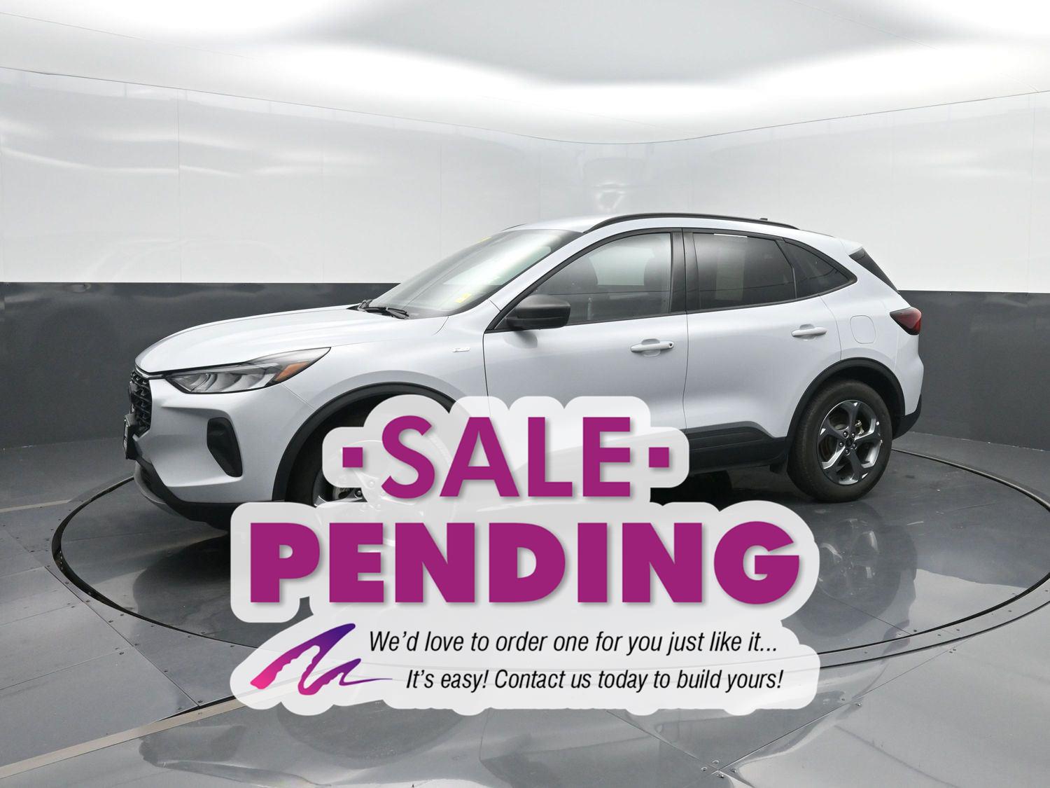 Space Silver 2025 Ford Escape ST-Line AWD SUV / Crossover All-Wheel Drive 8-Speed Automatic