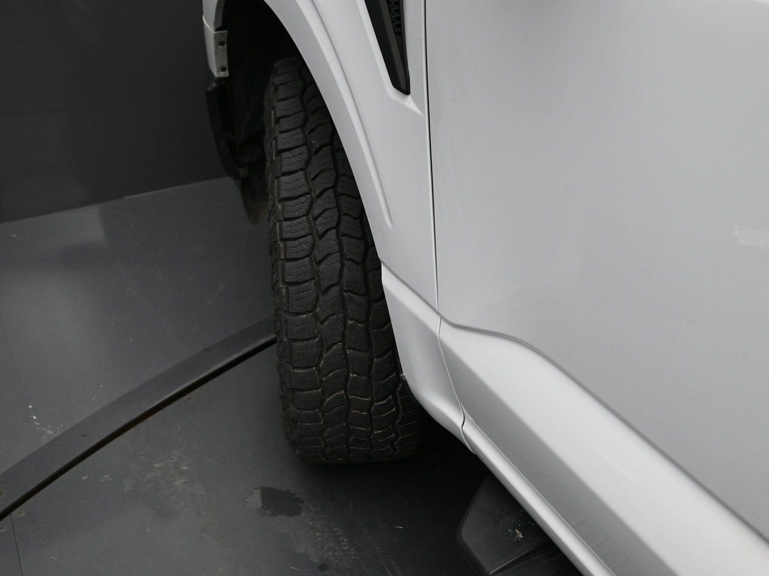 Used 2021 Agate Black Ford XL image 5