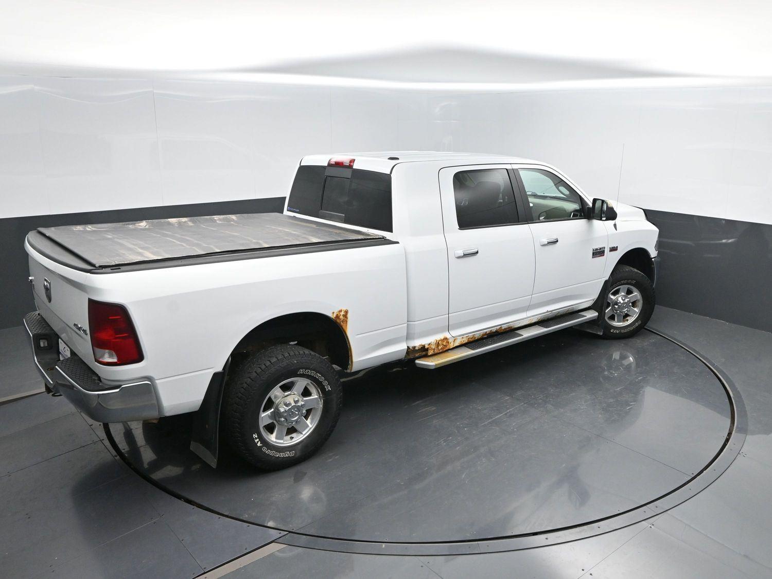 Used 2011 Bright White Ram Big Horn image 32