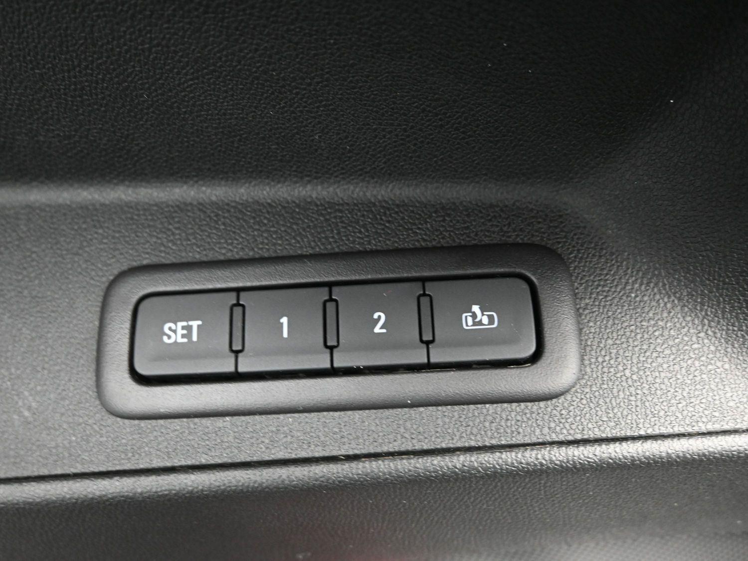 Used 2019 Cajun Red Tintcoat Chevrolet Premier image 20