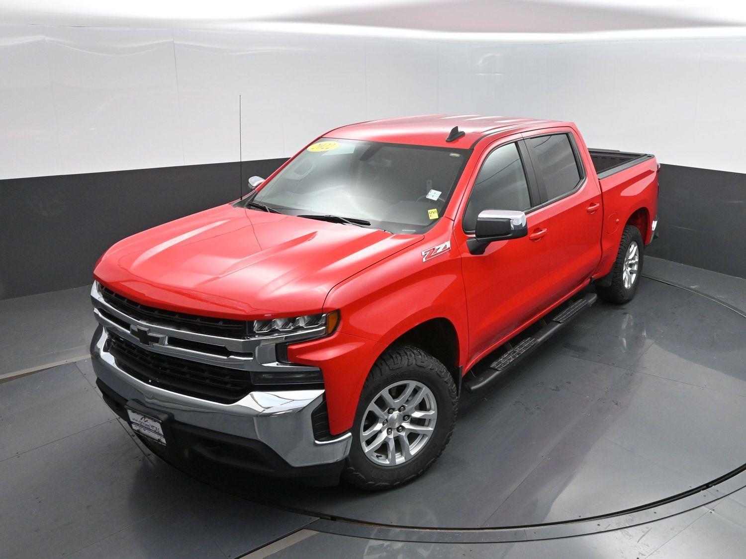 Used 2022 Red Hot Chevrolet LT image 33