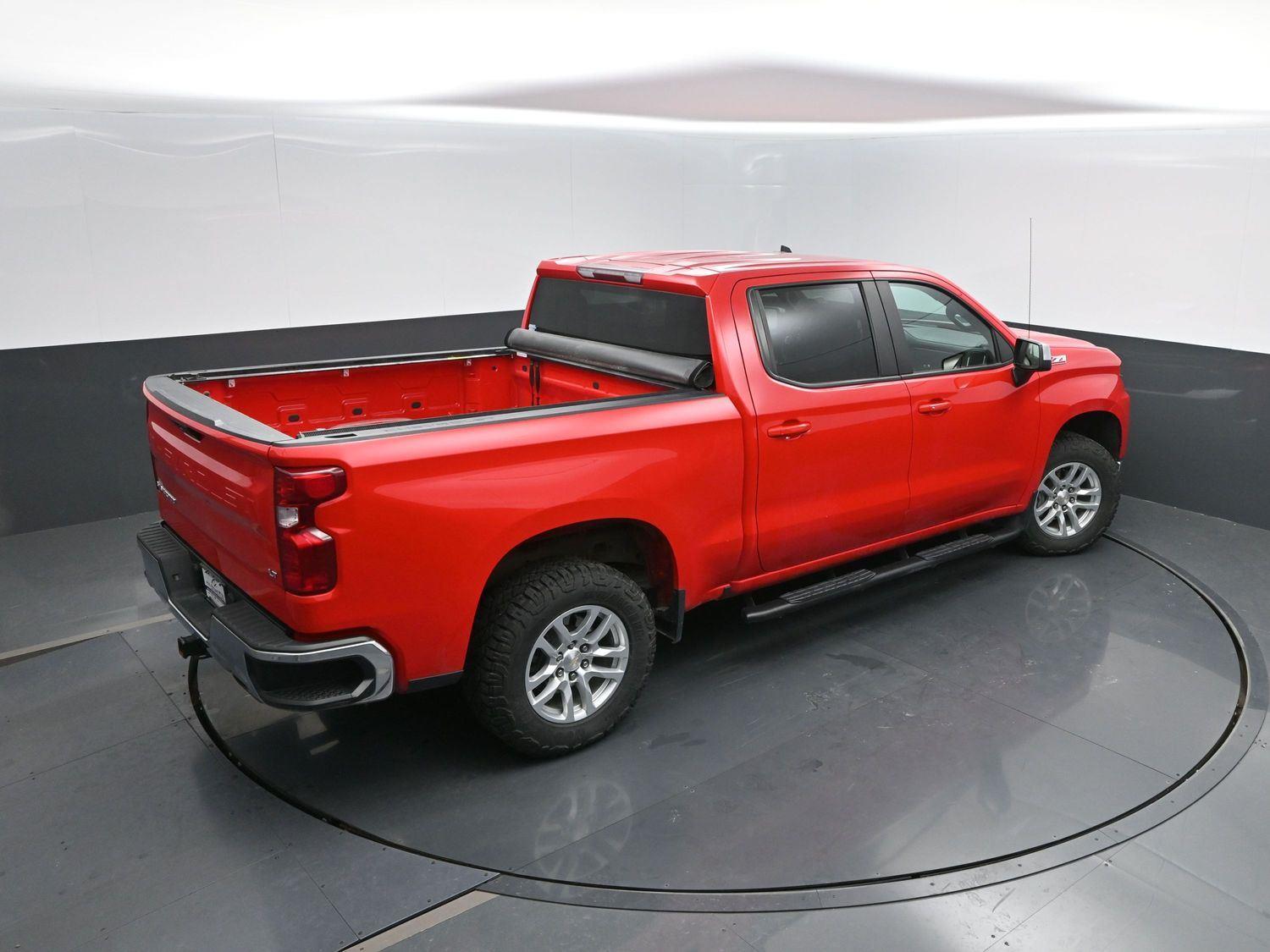 Used 2022 Red Hot Chevrolet LT image 35