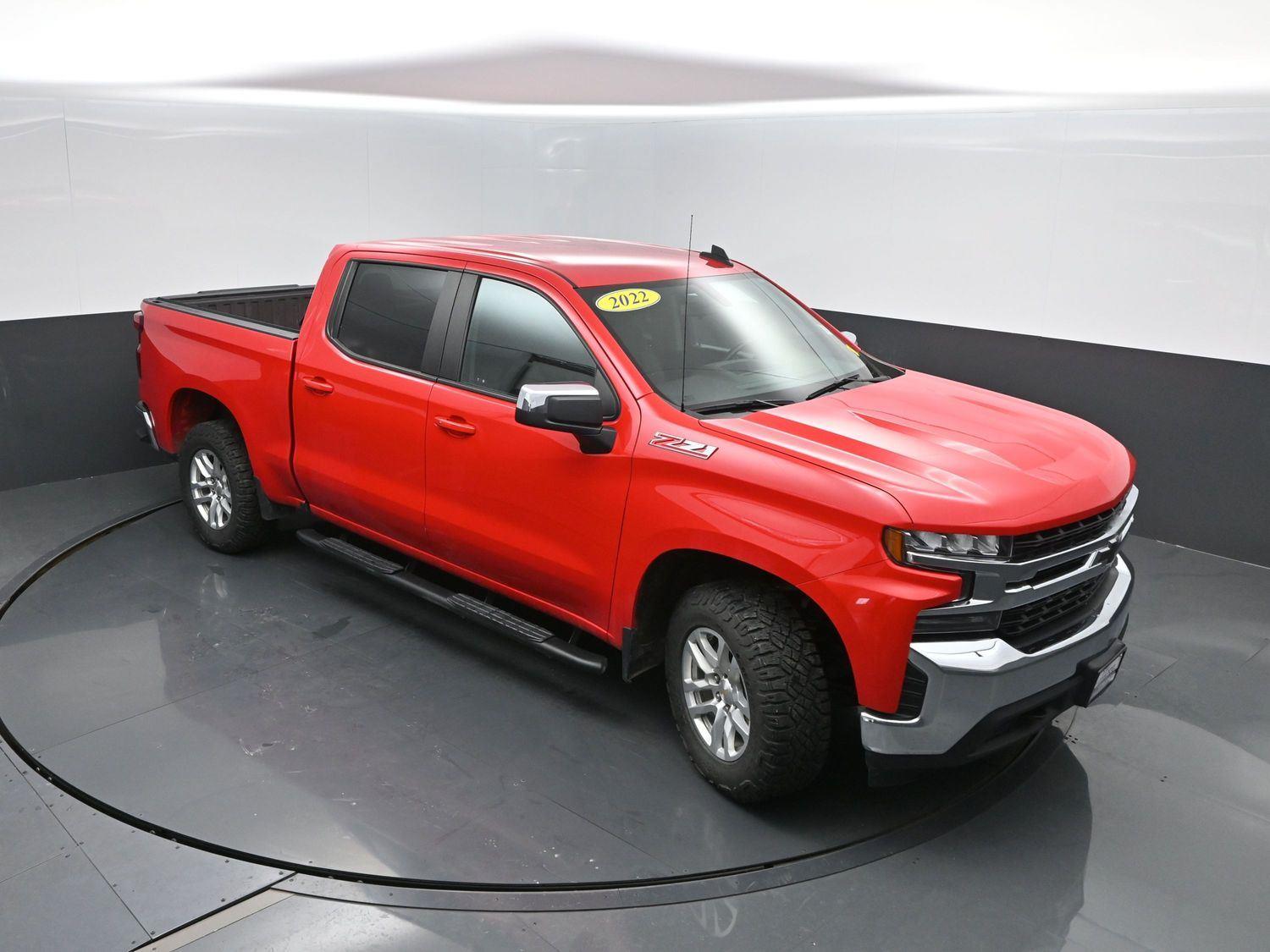 Used 2022 Red Hot Chevrolet LT image 36