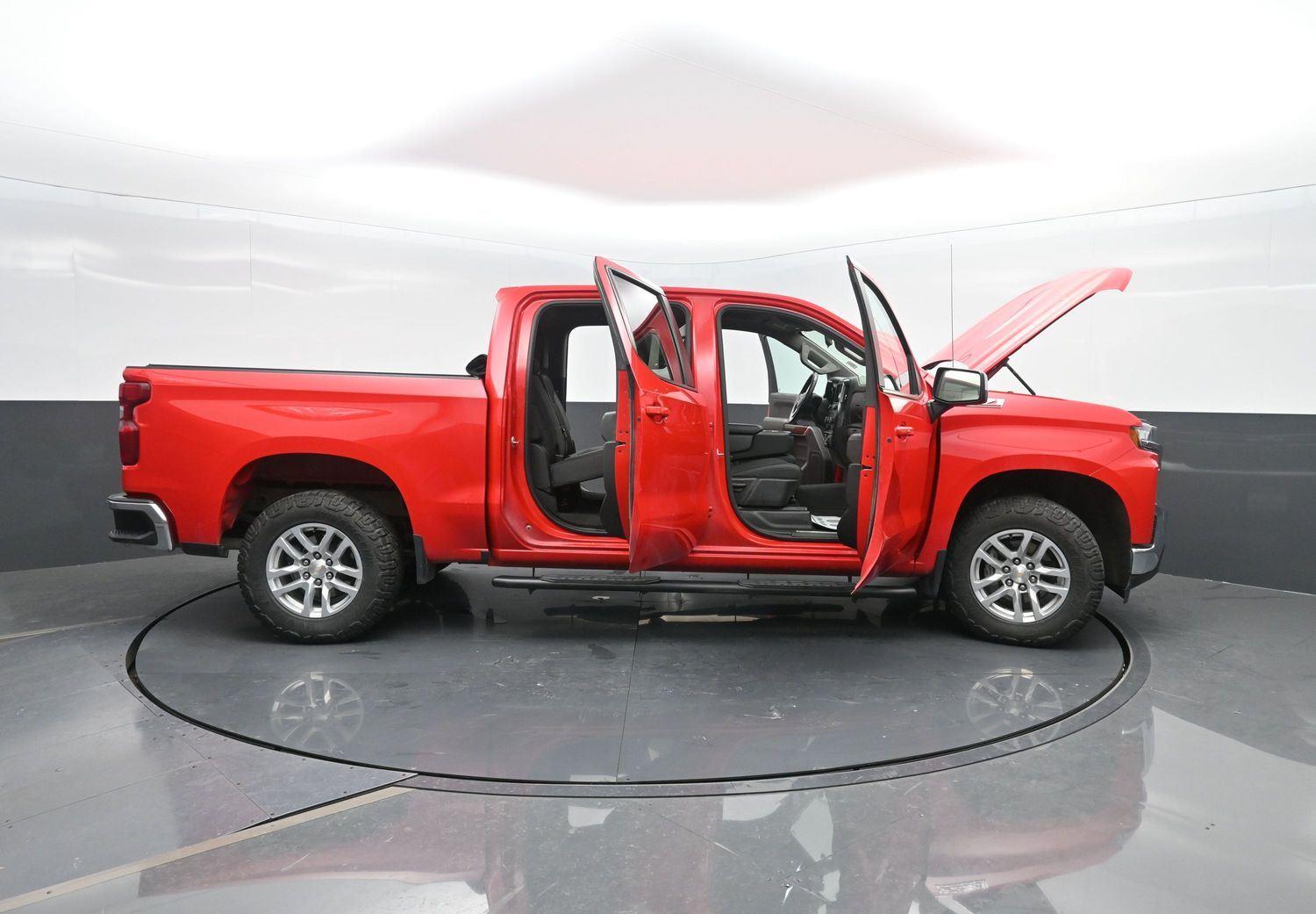 Used 2022 Red Hot Chevrolet LT image 44