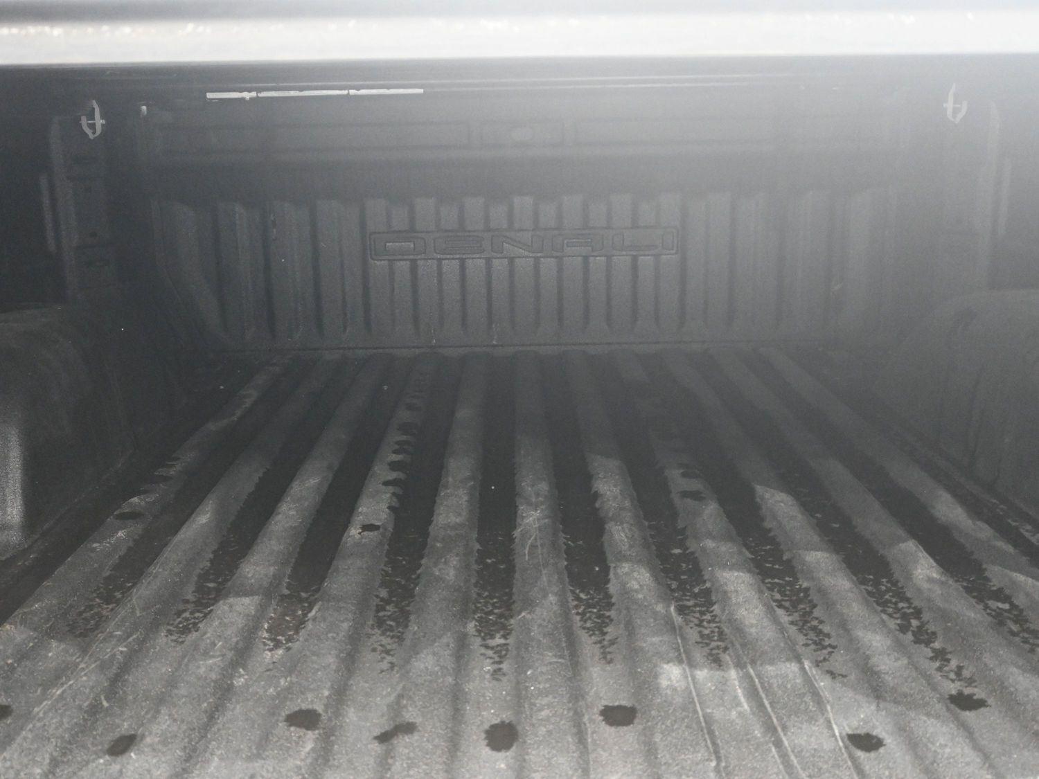 Used 2024 Sterling Metallic GMC Denali image 18