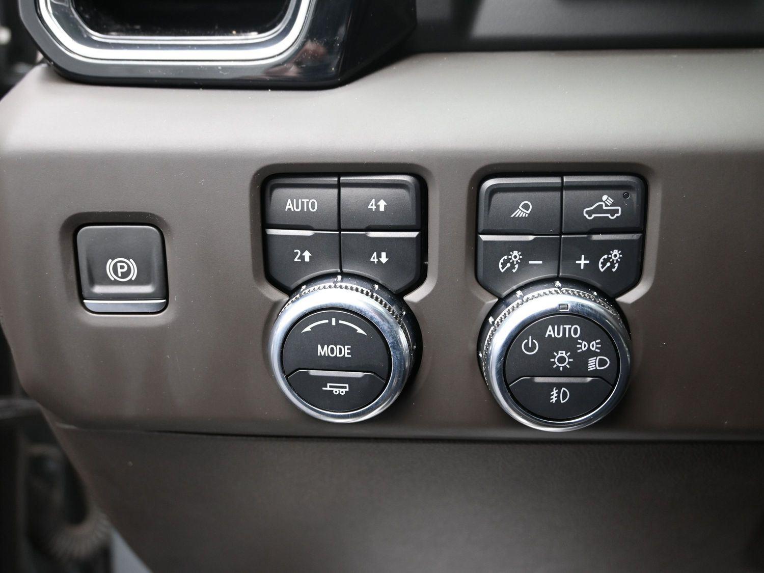 Used 2024 Sterling Metallic GMC Denali image 25