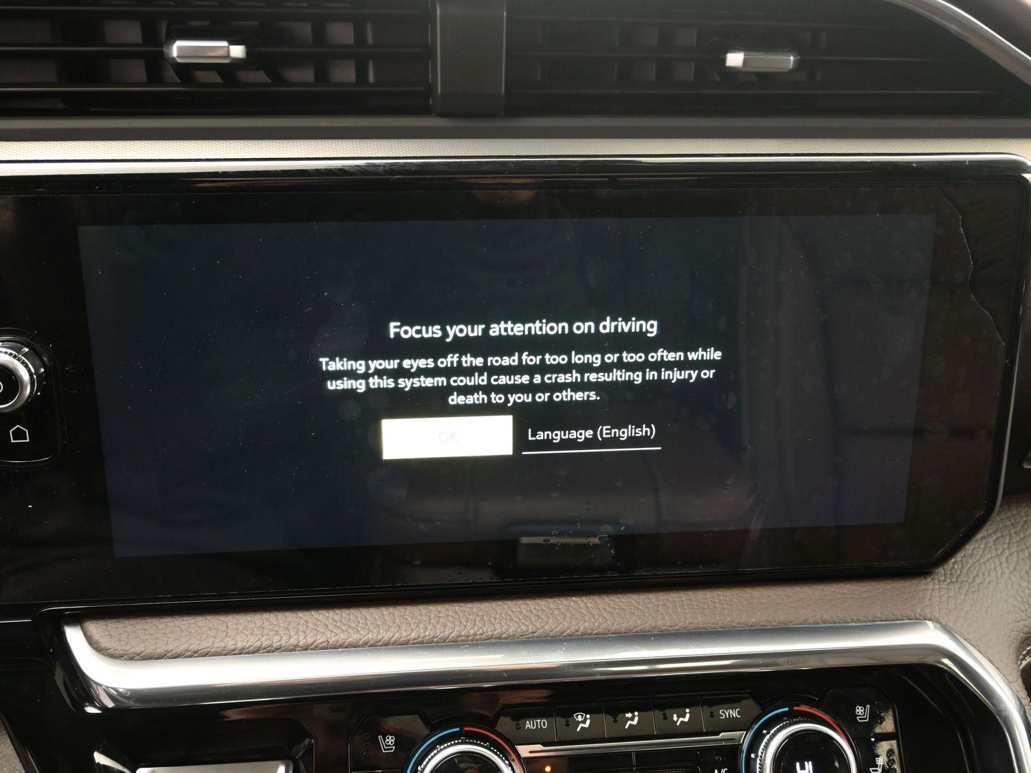 Used 2024 Sterling Metallic GMC Denali image 31