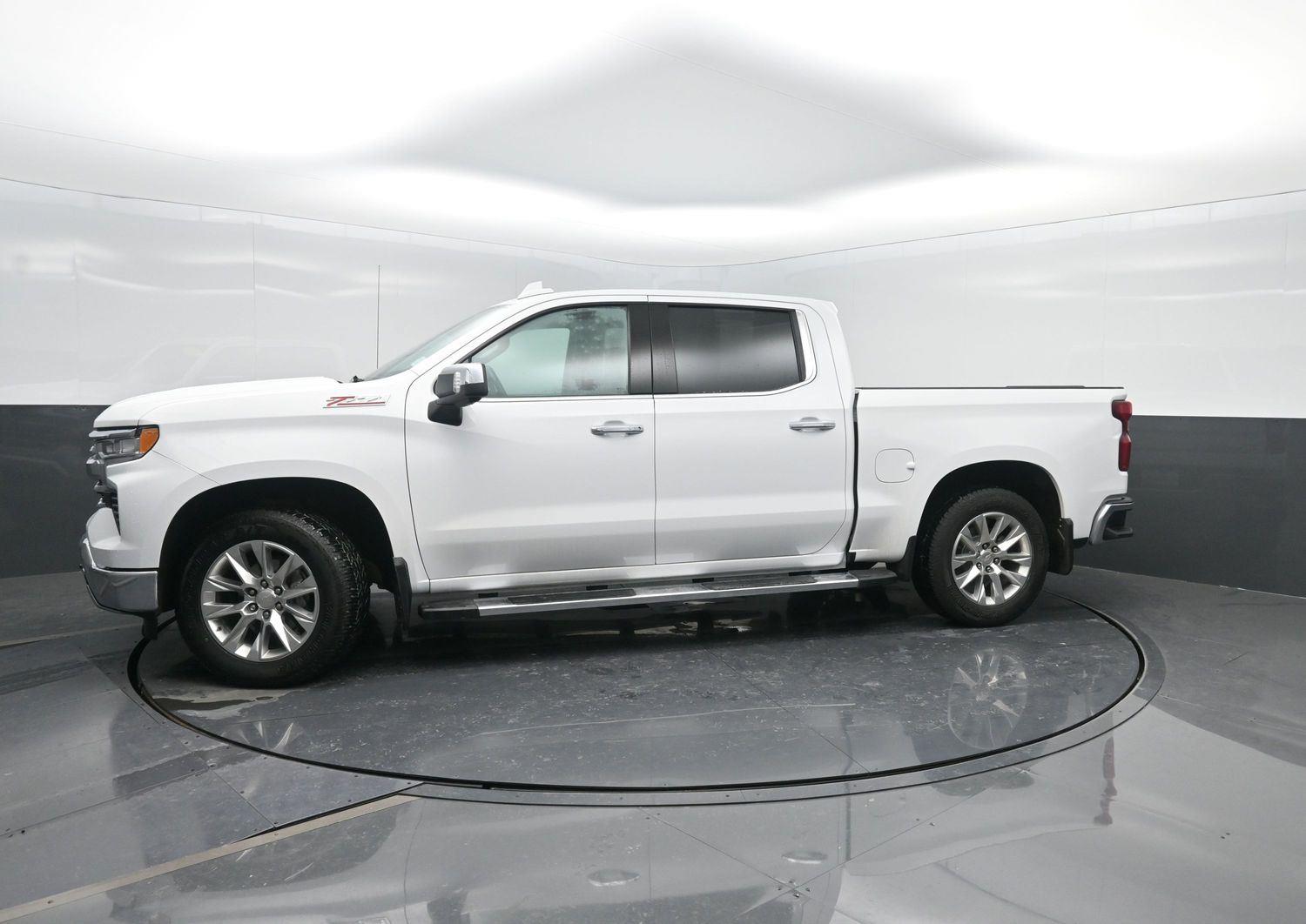 Used 2023 Summit White Chevrolet LTZ image 47