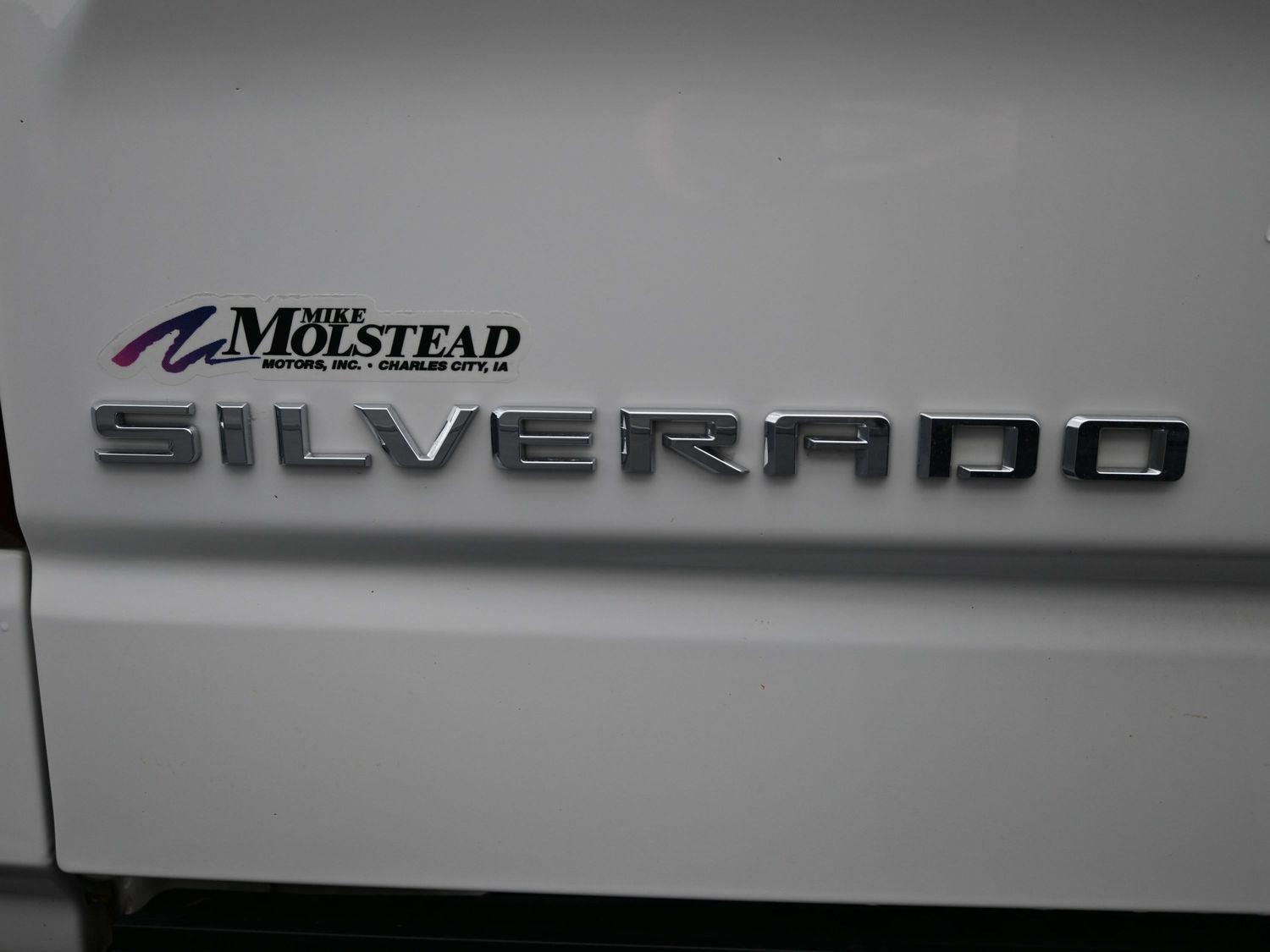 Used 2023 Summit White Chevrolet LTZ image 17