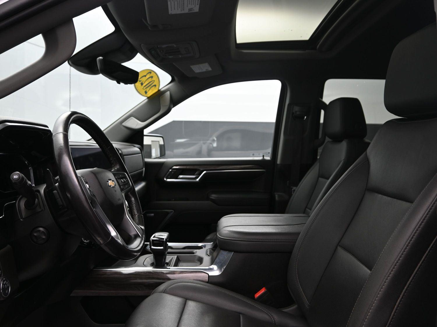 Used 2023 Summit White Chevrolet LTZ image 25