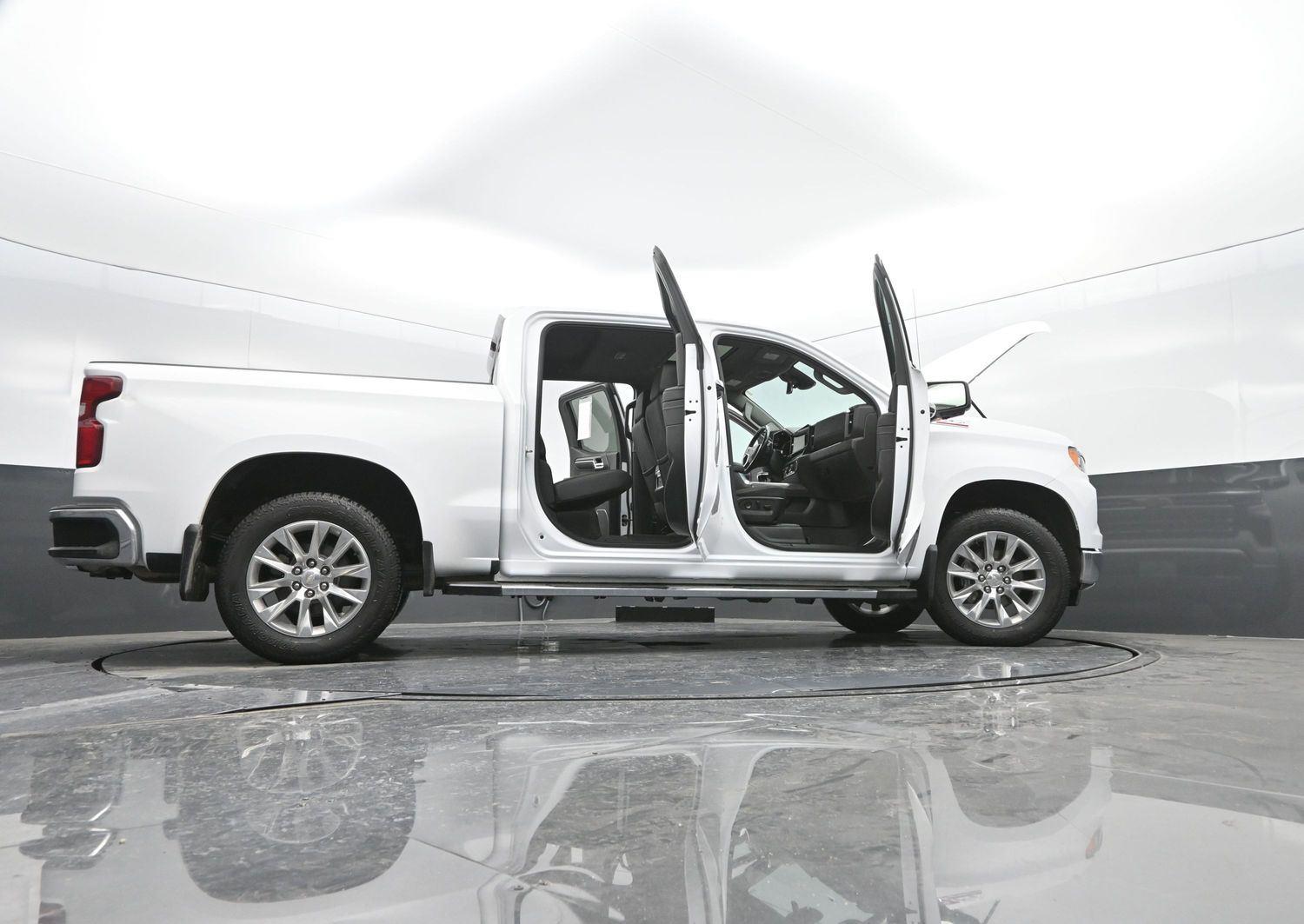 Used 2023 Summit White Chevrolet LTZ image 57