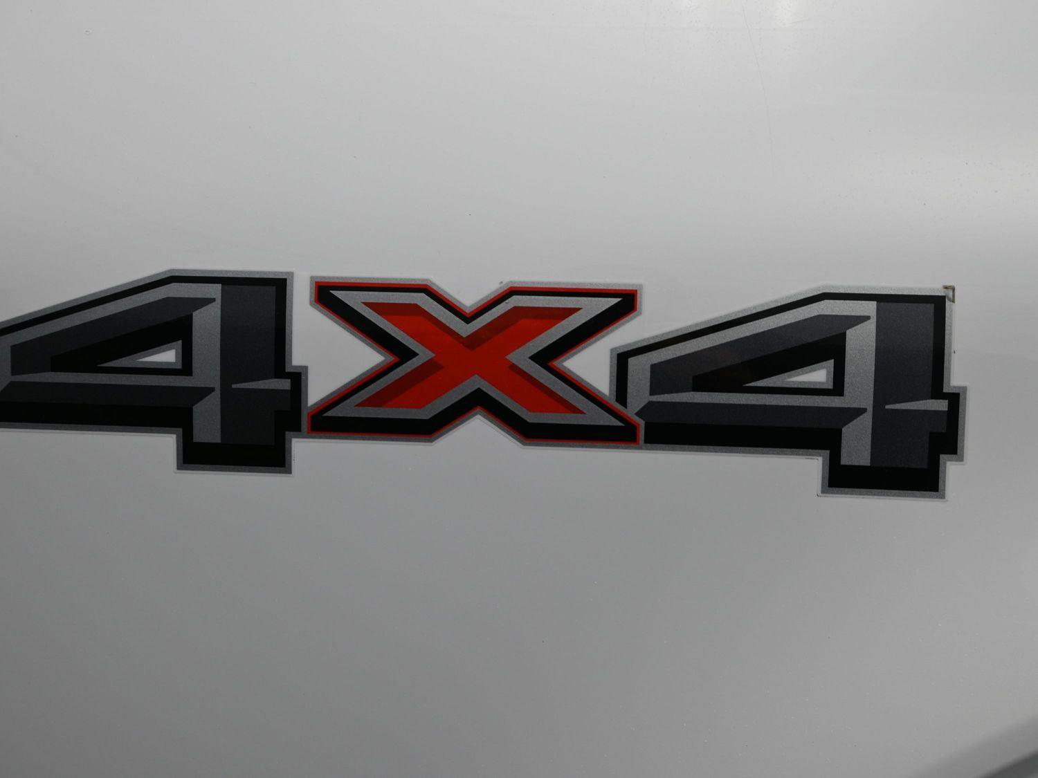 Used 2021 Oxford White Ford XL image 9