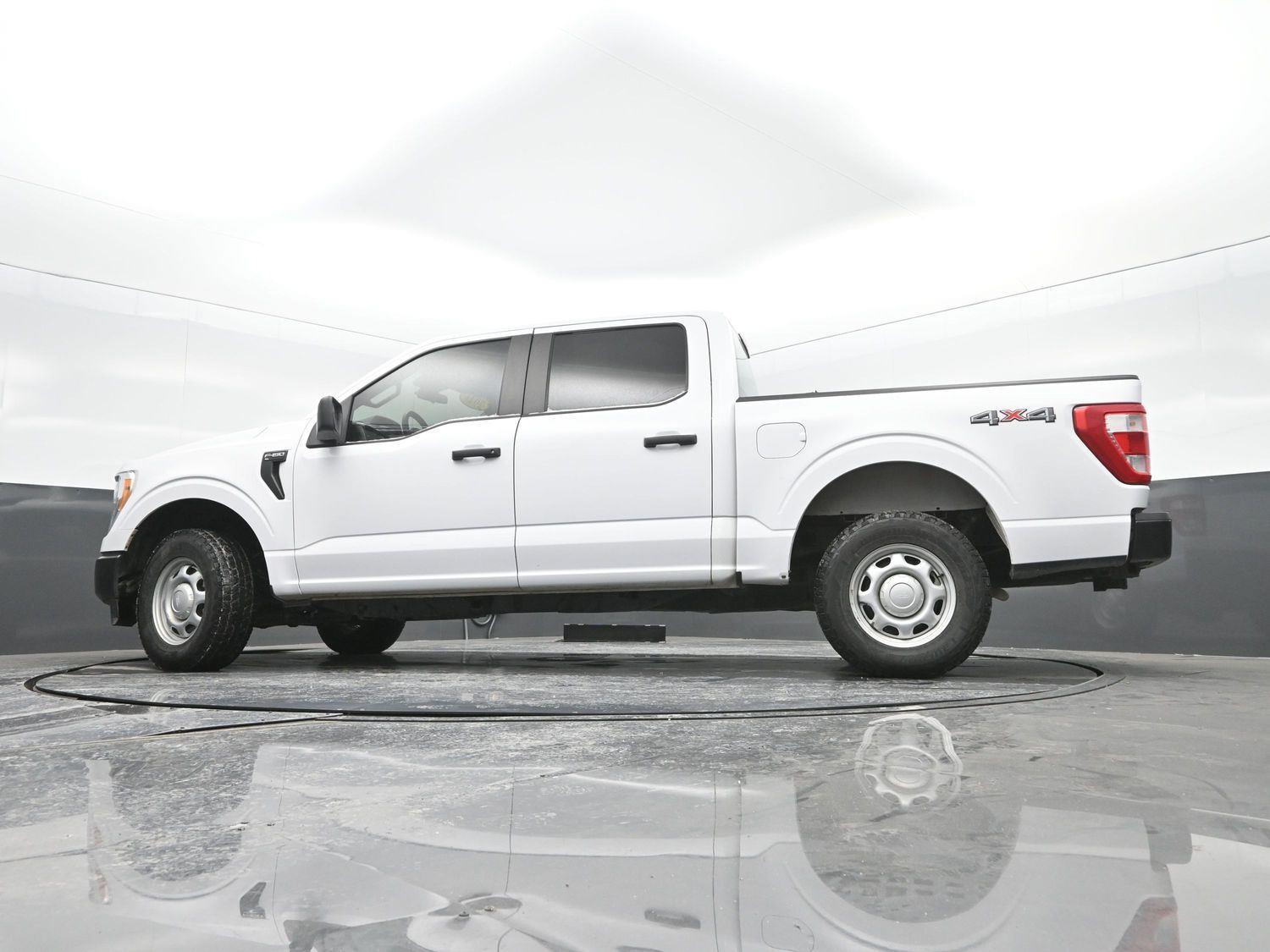 Used 2021 Oxford White Ford XL image 23