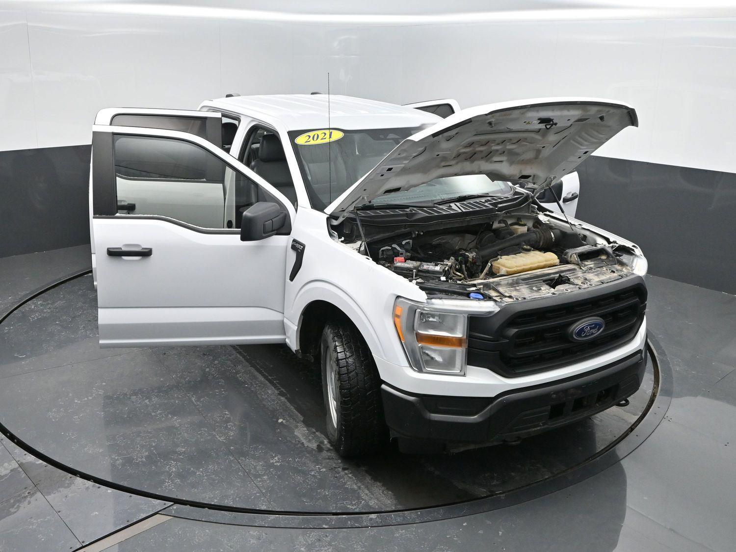 Used 2021 Oxford White Ford XL image 31