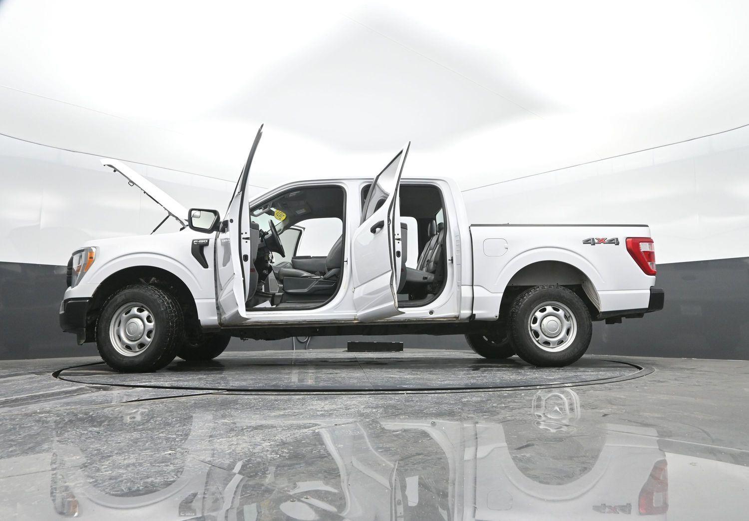 Used 2021 Oxford White Ford XL image 36