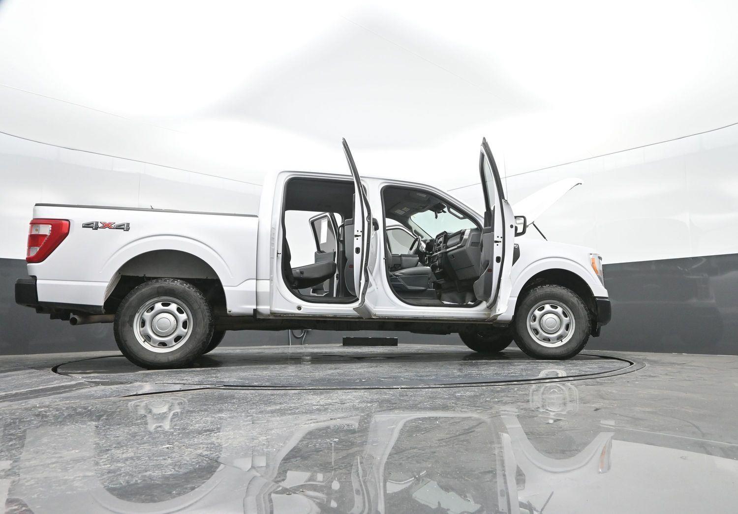 Used 2021 Oxford White Ford XL image 37