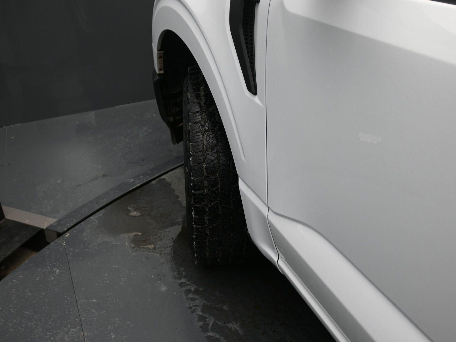 Used 2021 Oxford White Ford XL image 2