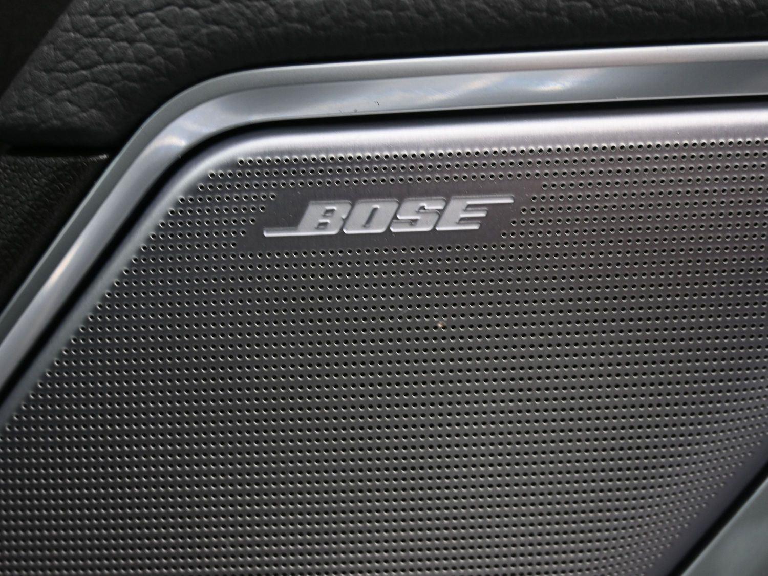 Used 2025 White Frost Tricoat GMC Denali image 11