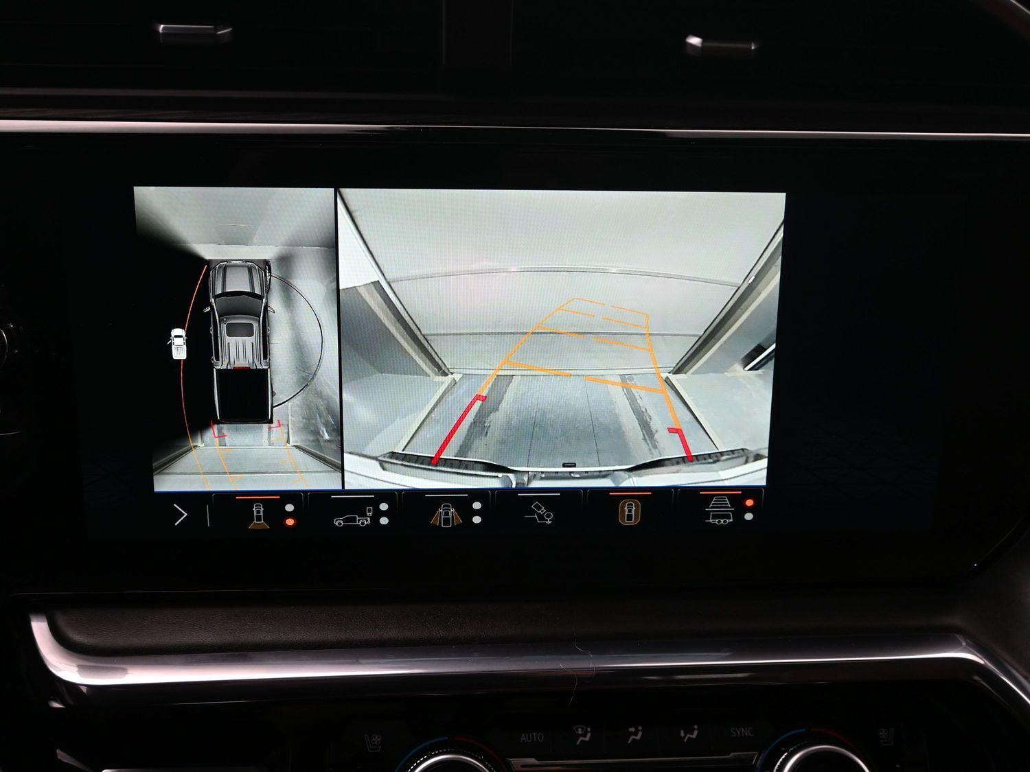 Used 2024 White Frost Tricoat GMC Denali Ultimate image 32