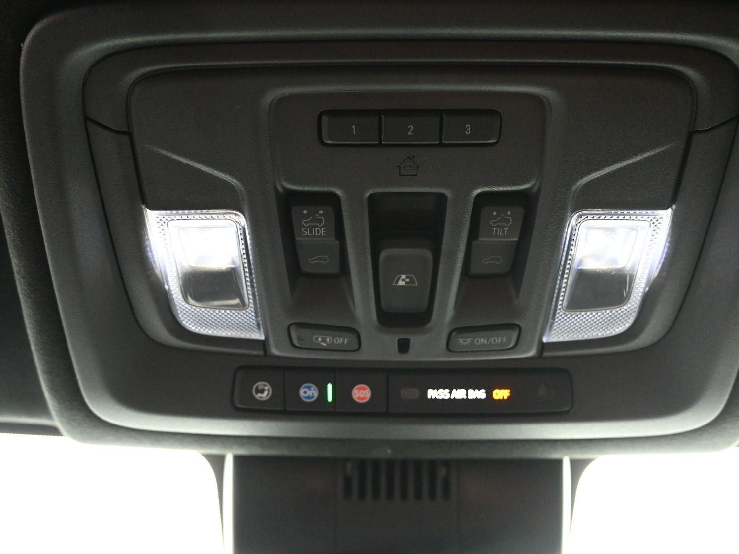 Used 2024 White Frost Tricoat GMC Denali Ultimate image 36