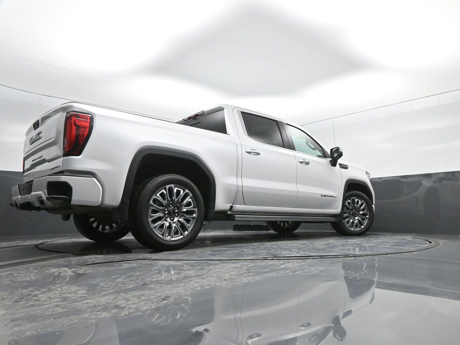 Used 2024 White Frost Tricoat GMC Denali Ultimate image 39