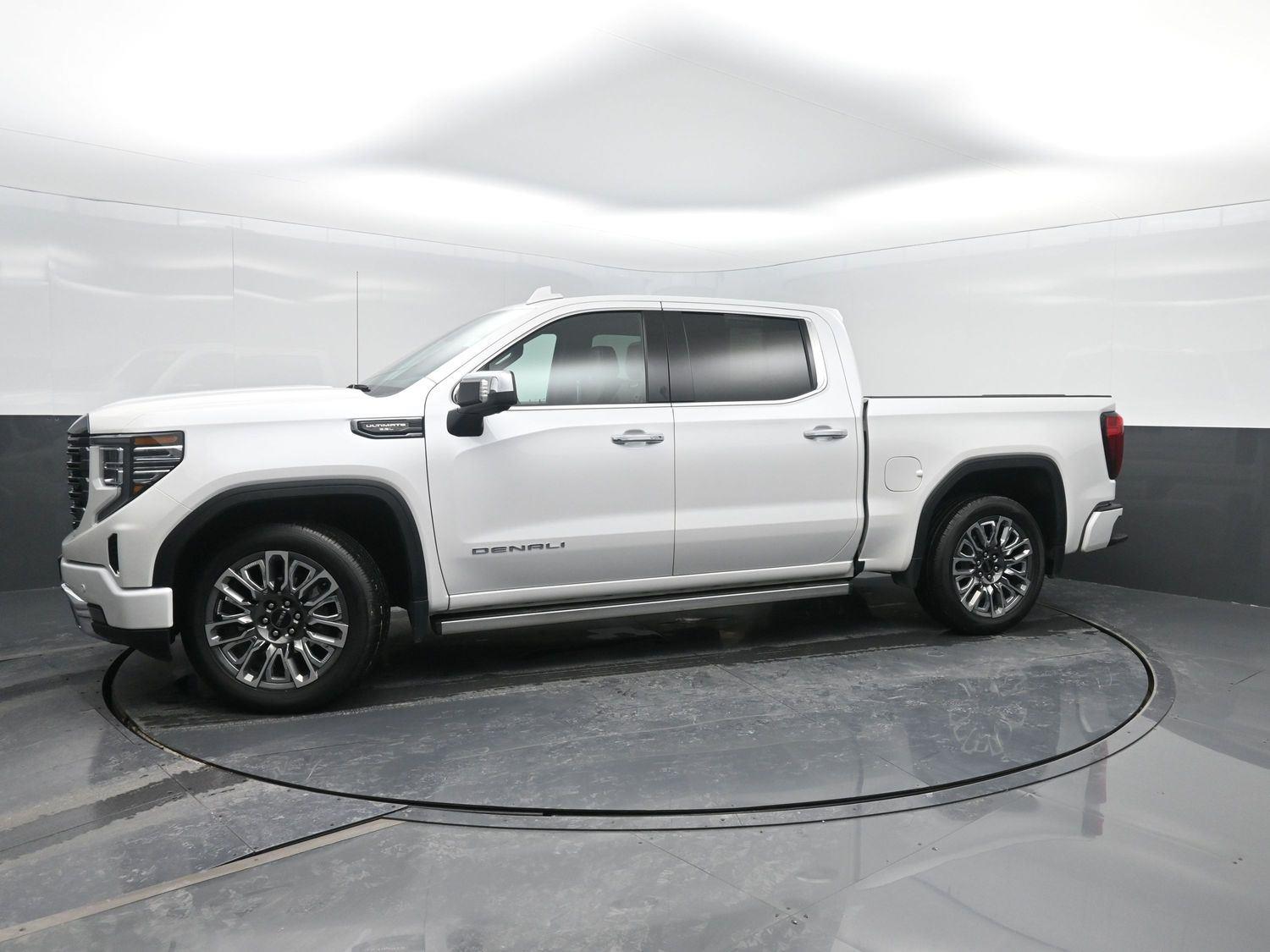 Used 2024 White Frost Tricoat GMC Denali Ultimate image 46