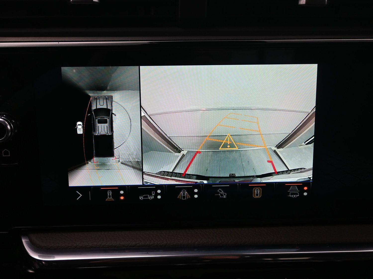 Used 2024 Onyx Black GMC Denali image 35